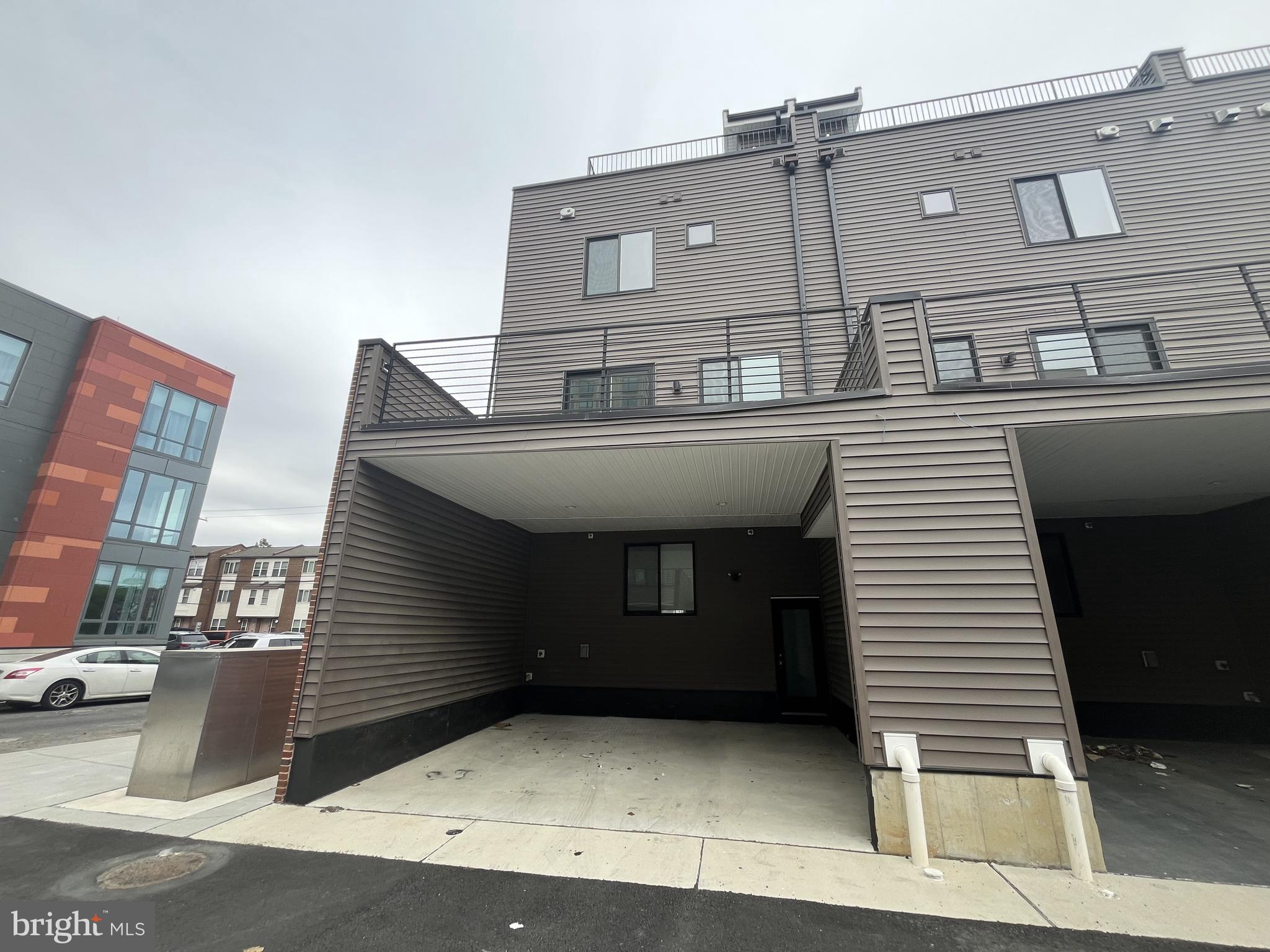 678 N 13TH STREET