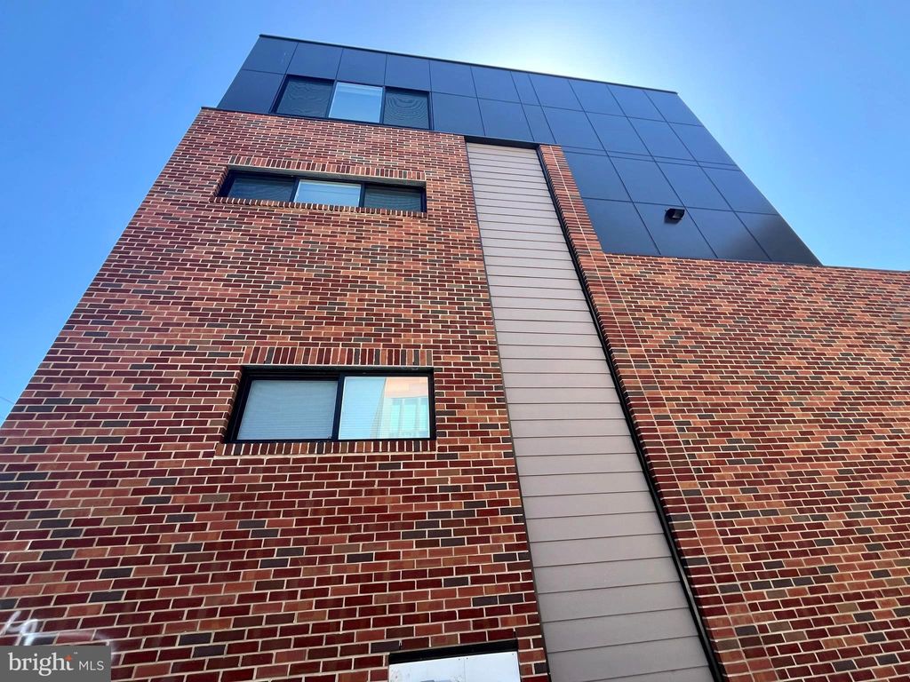 Photo of 678 N 13th Street, PHILADELPHIA, PA 19123 (MLS # PAPH2547062)