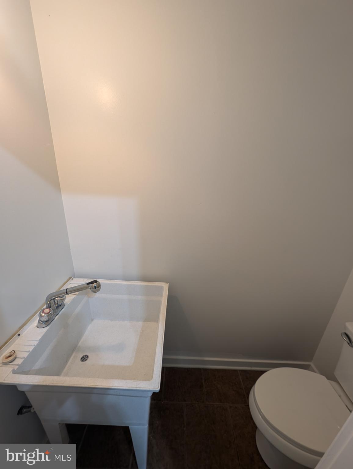 1222 S HARMONY STREET