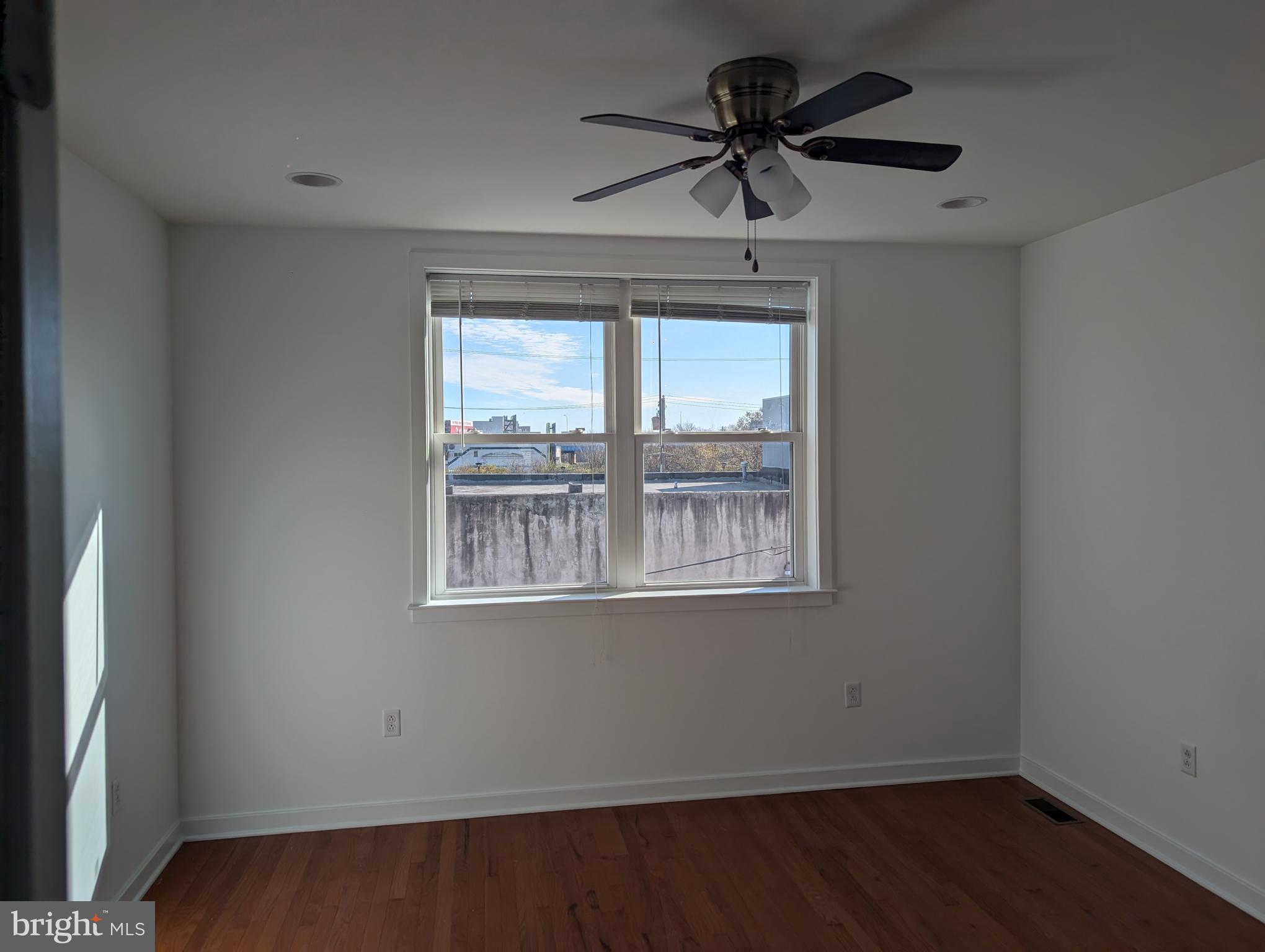 FORGOTTEN BOTTOM - Residential