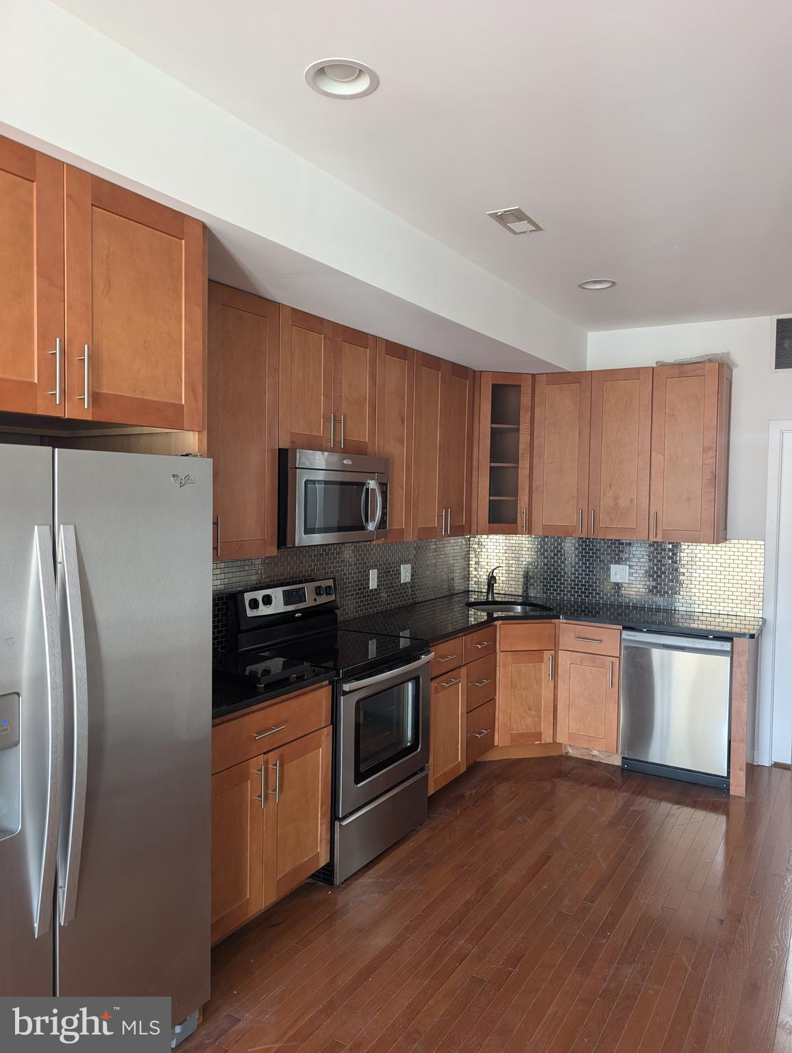 FORGOTTEN BOTTOM - Residential