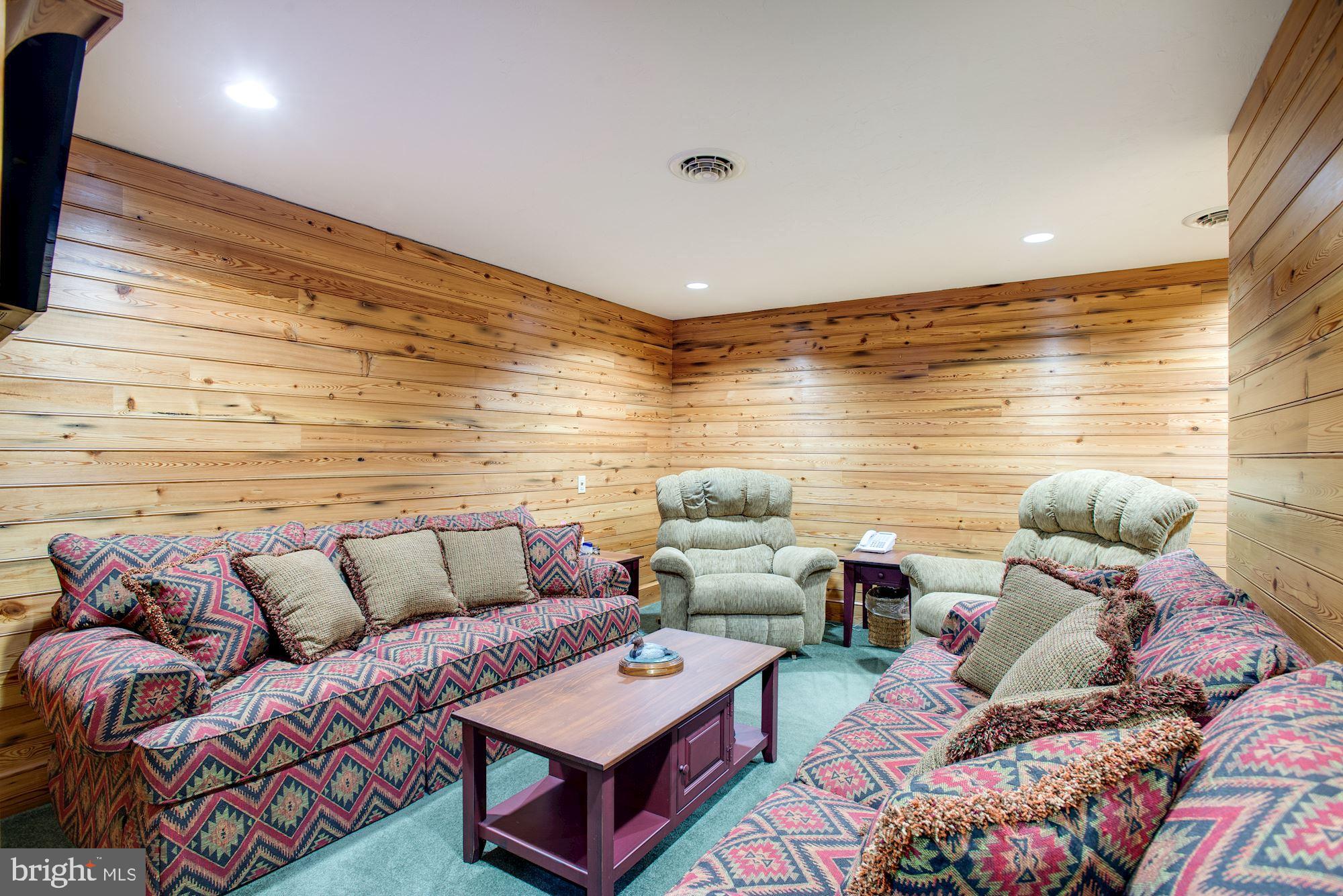 WATERFRONT - Residential