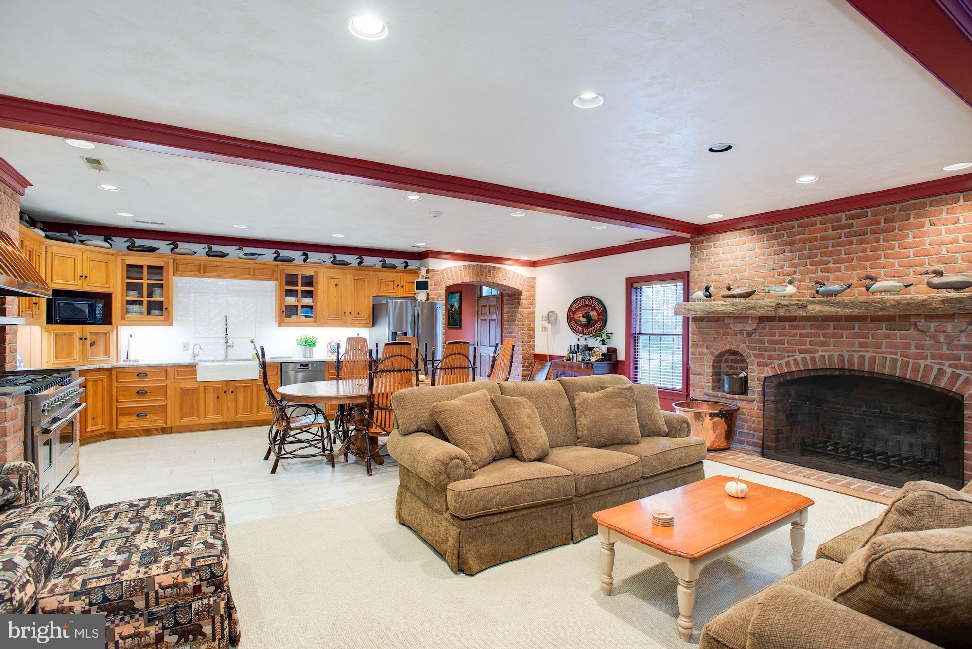 WATERFRONT - Residential