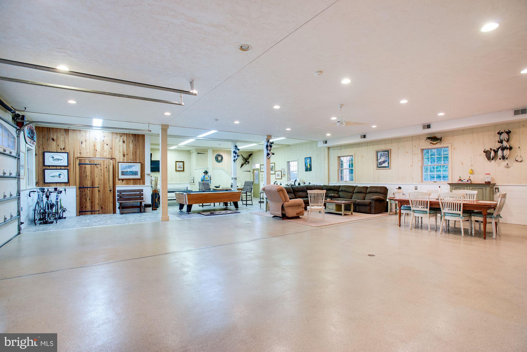 WATERFRONT - Residential