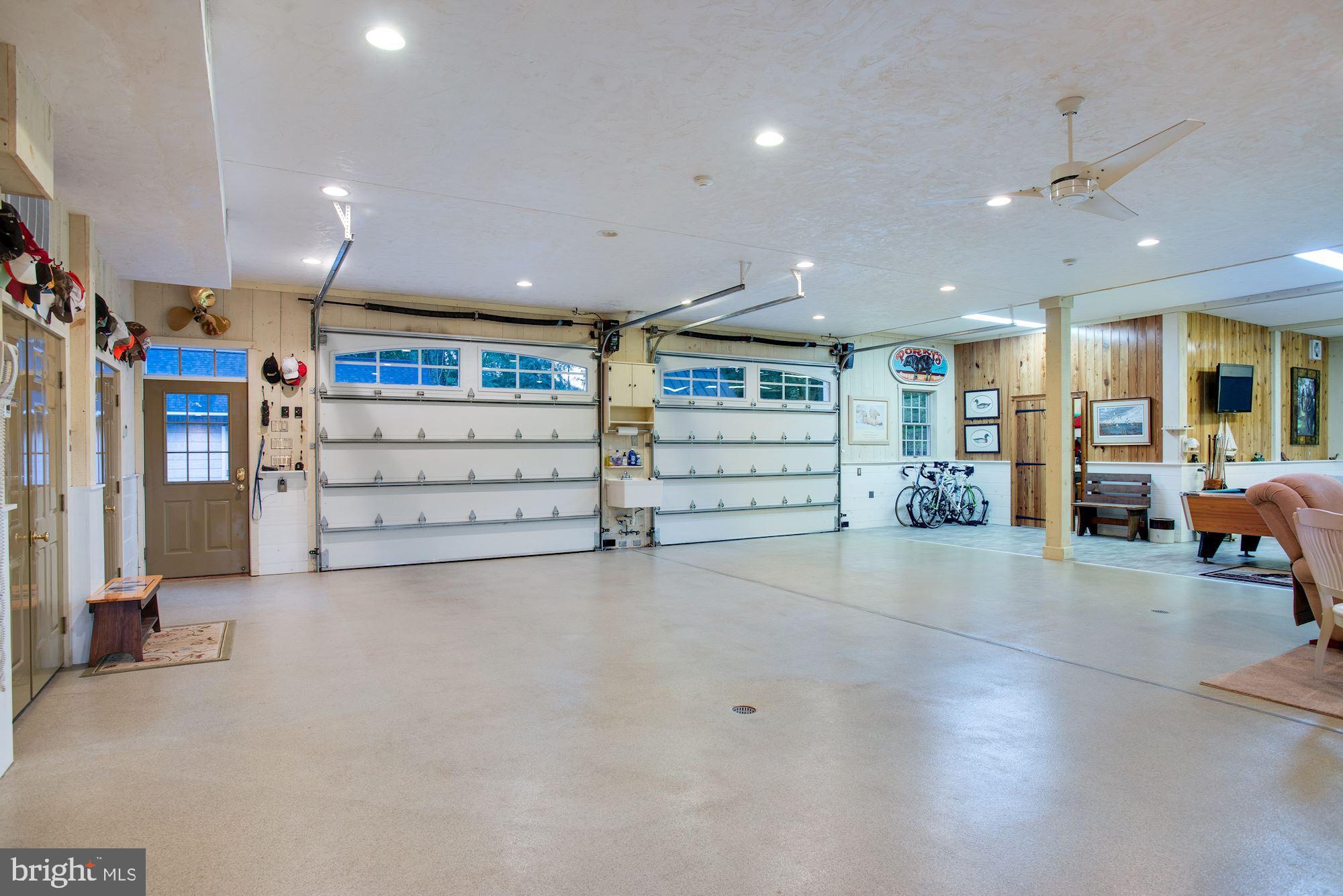 WATERFRONT - Residential