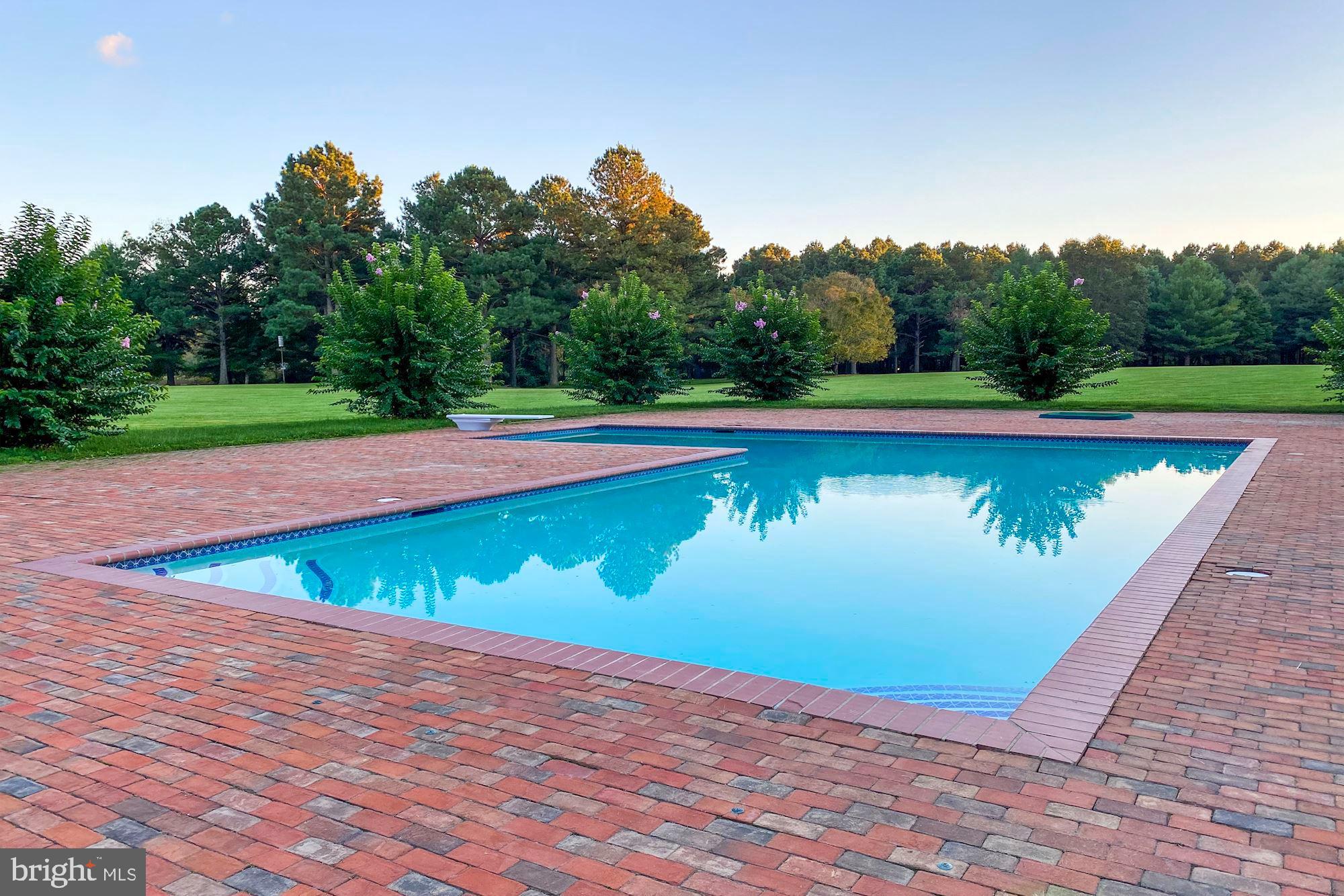 WATERFRONT - Residential