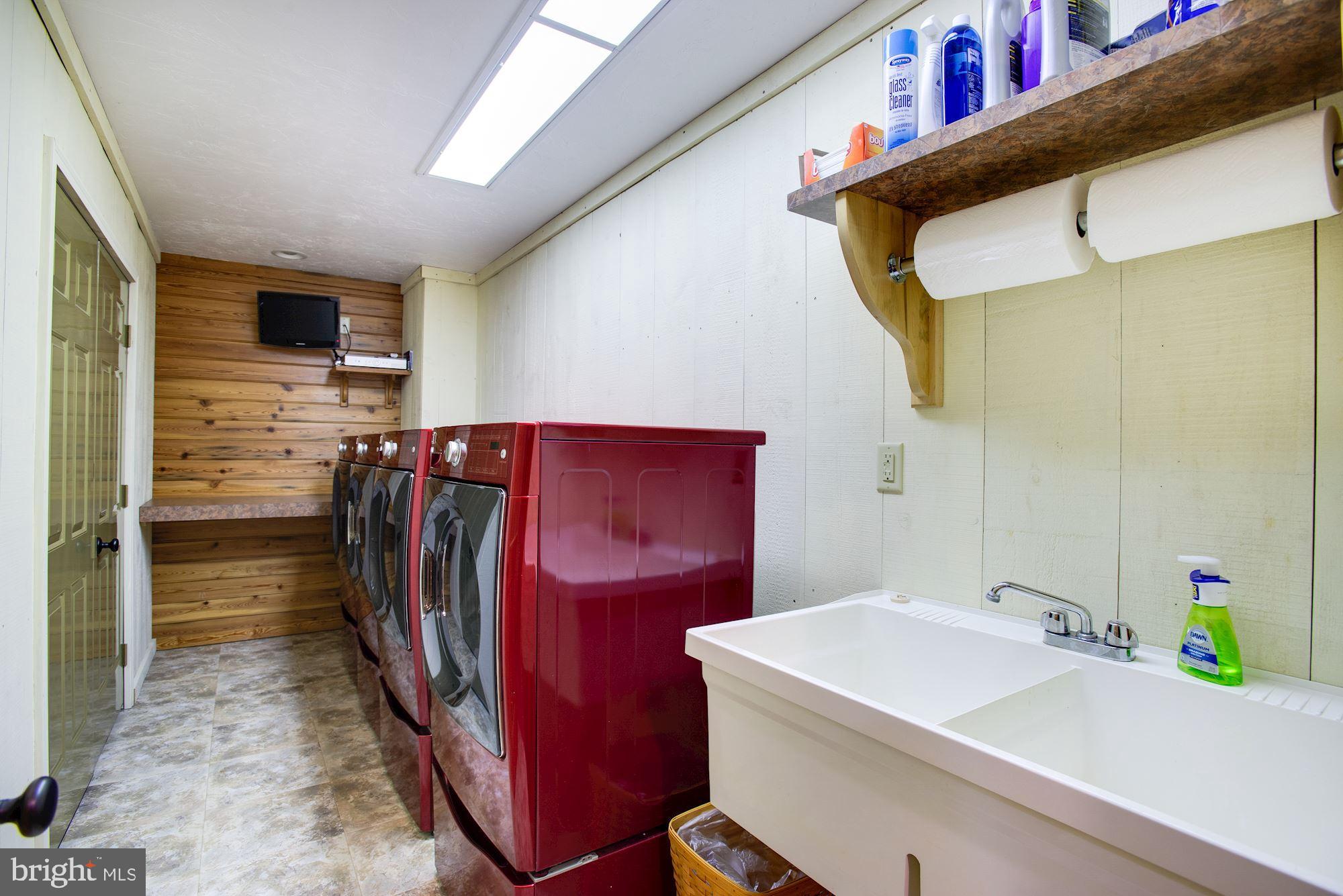 WATERFRONT - Residential