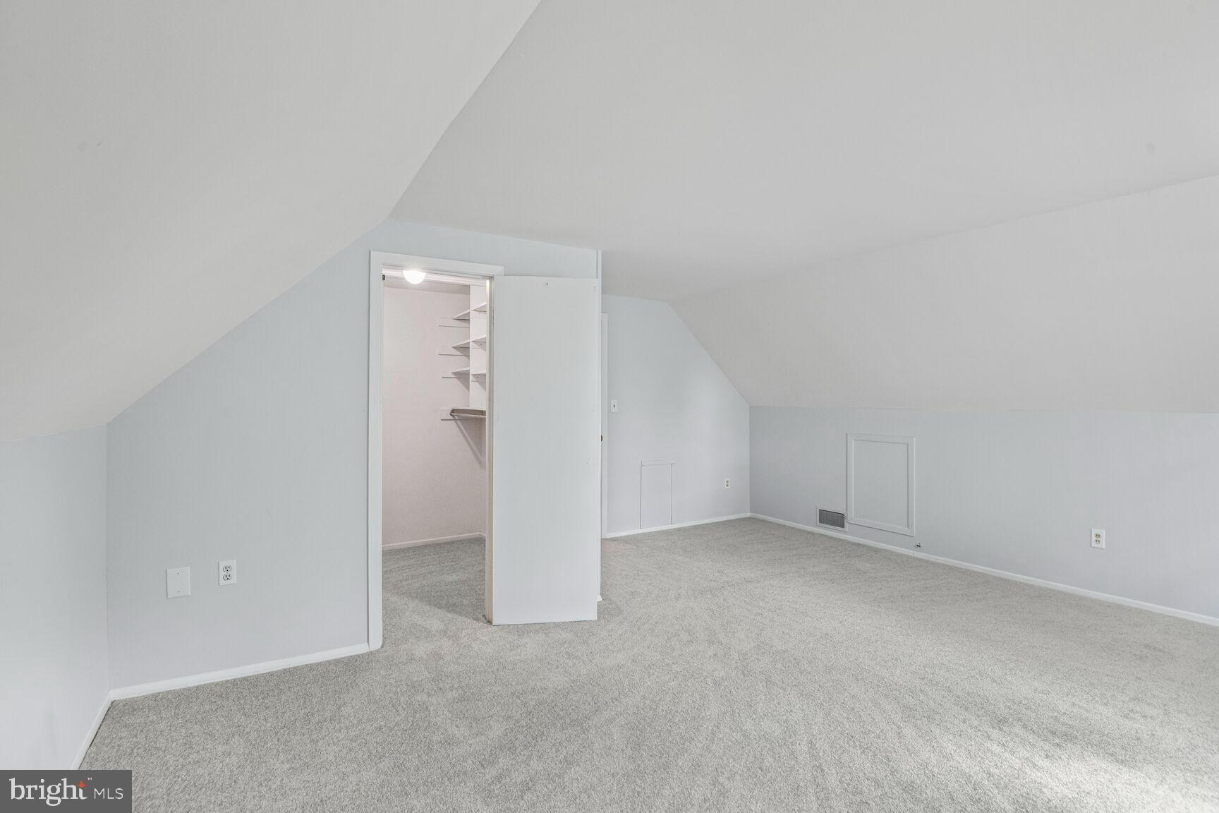 SOMERSET AT BELAIR - Residential