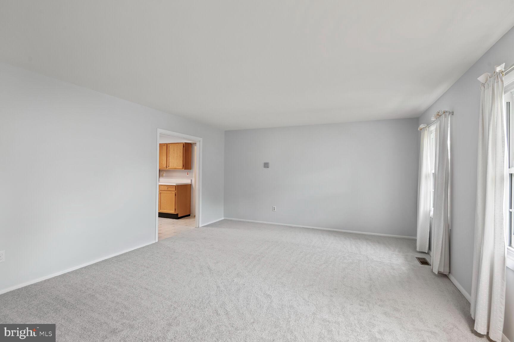 SOMERSET AT BELAIR - Residential