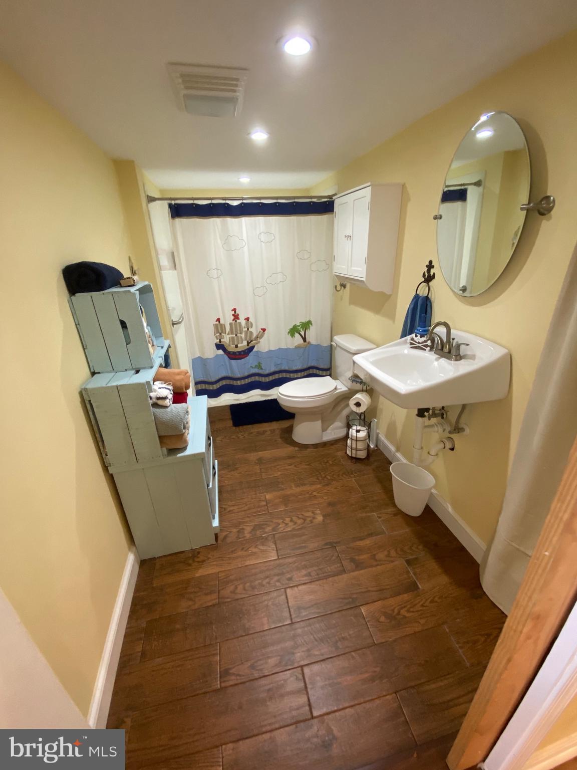 SMITH ISLAND - Residential