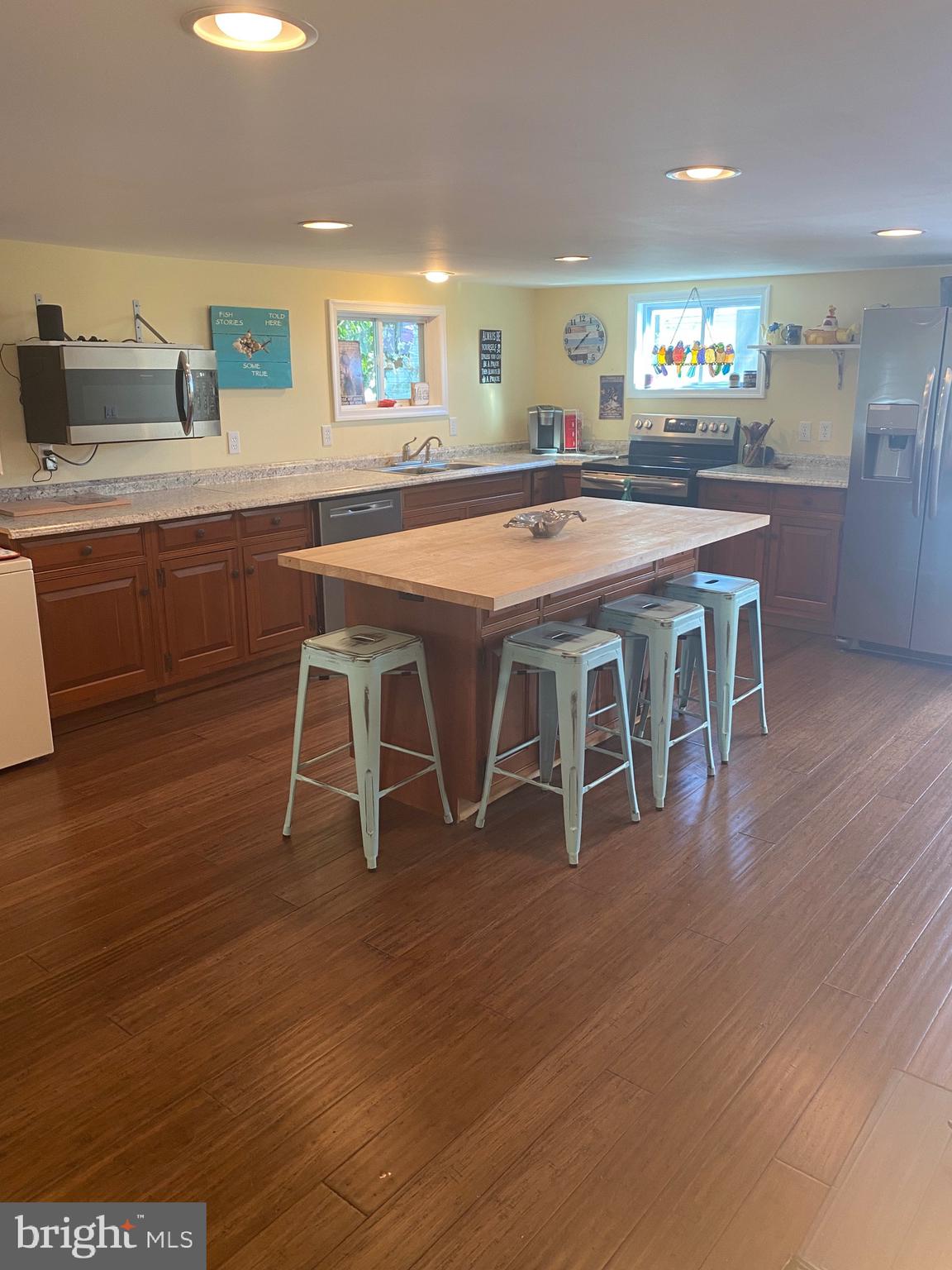 SMITH ISLAND - Residential