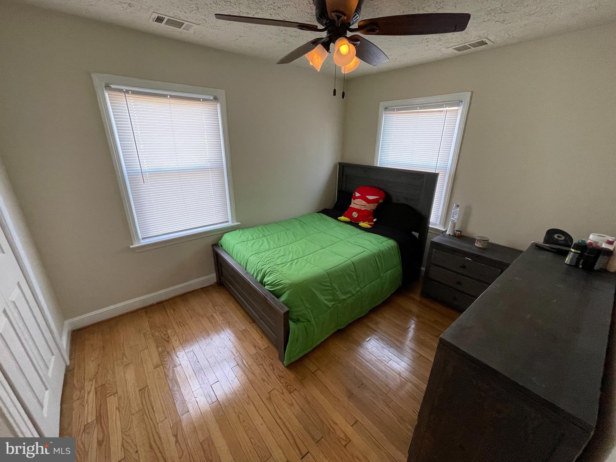 JORDAN MANOR - Residential