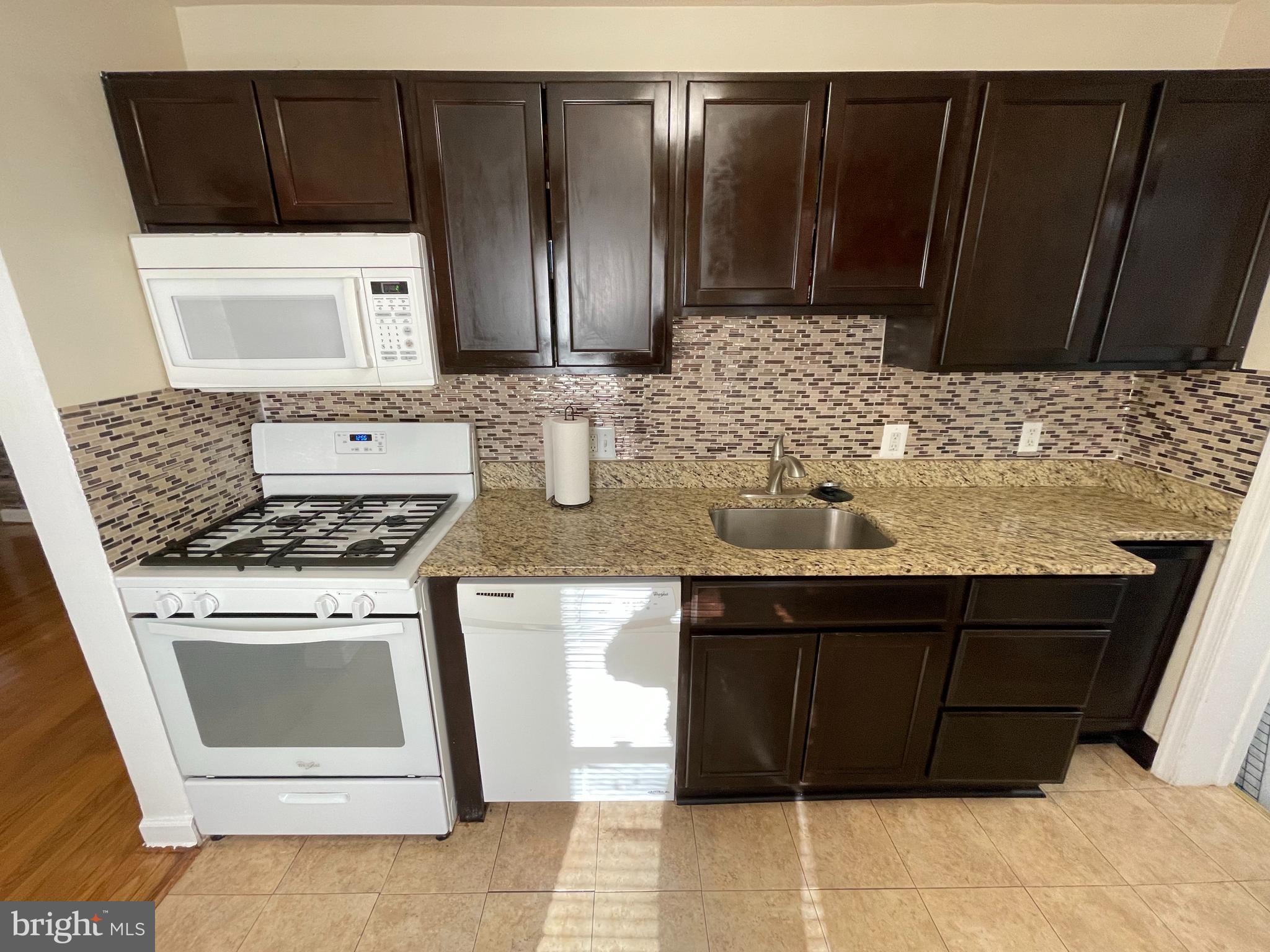 JORDAN MANOR - Residential