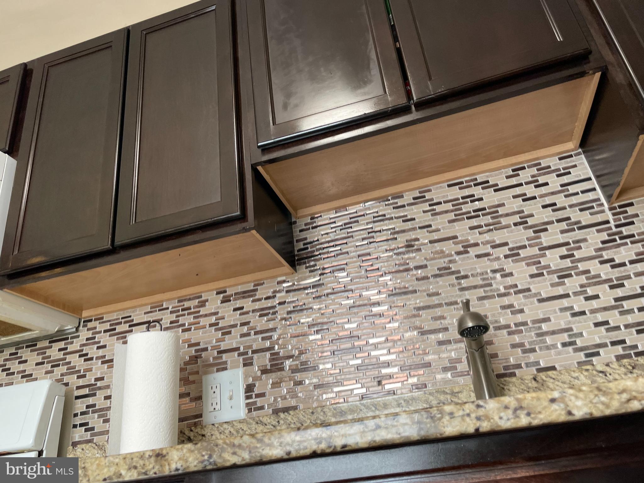 JORDAN MANOR - Residential