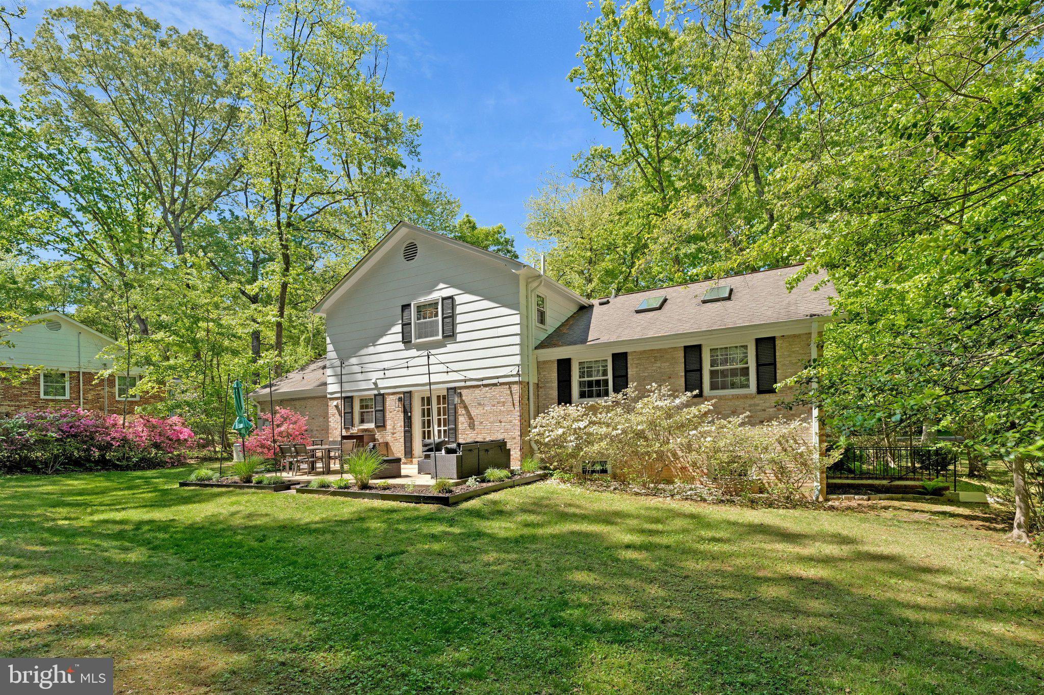 RESTON - Residential
