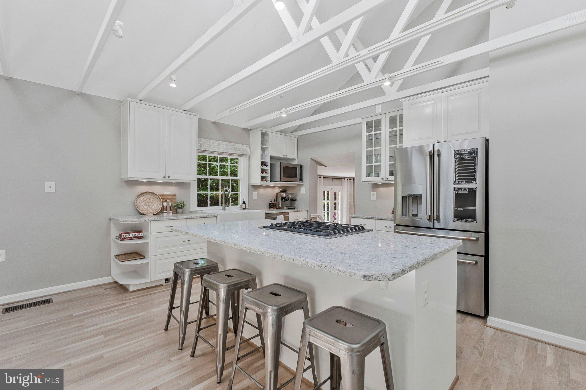 RESTON - Residential