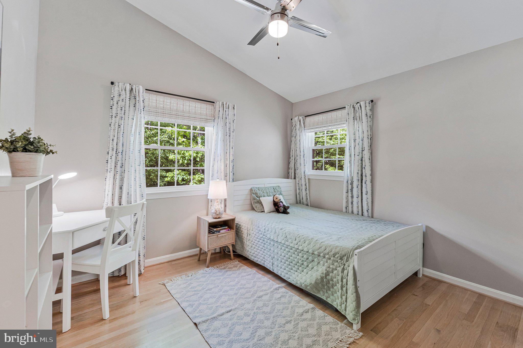 RESTON - Residential