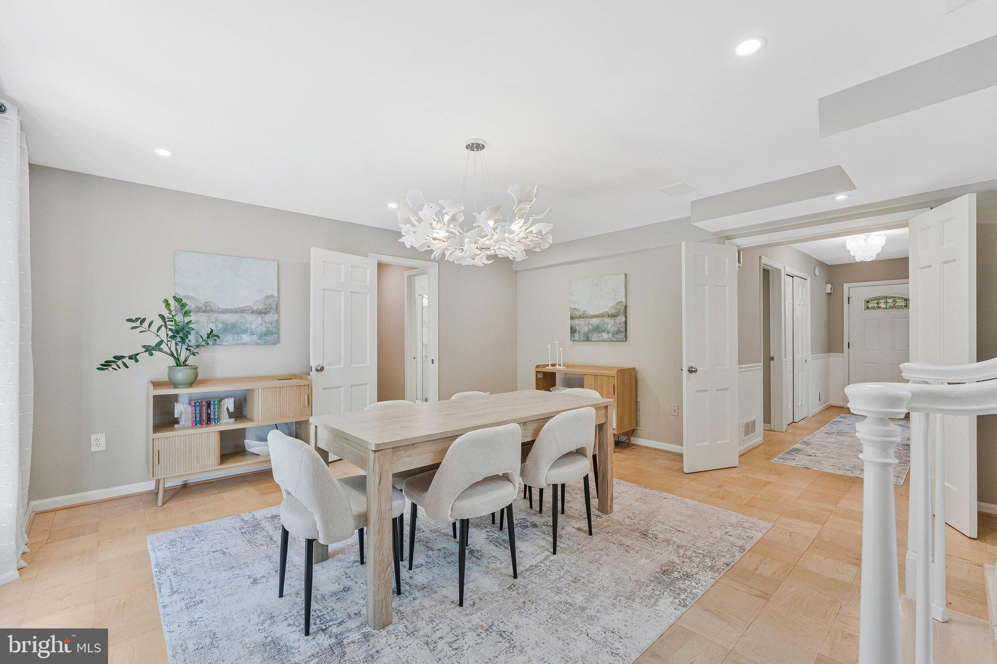 RESTON - Residential
