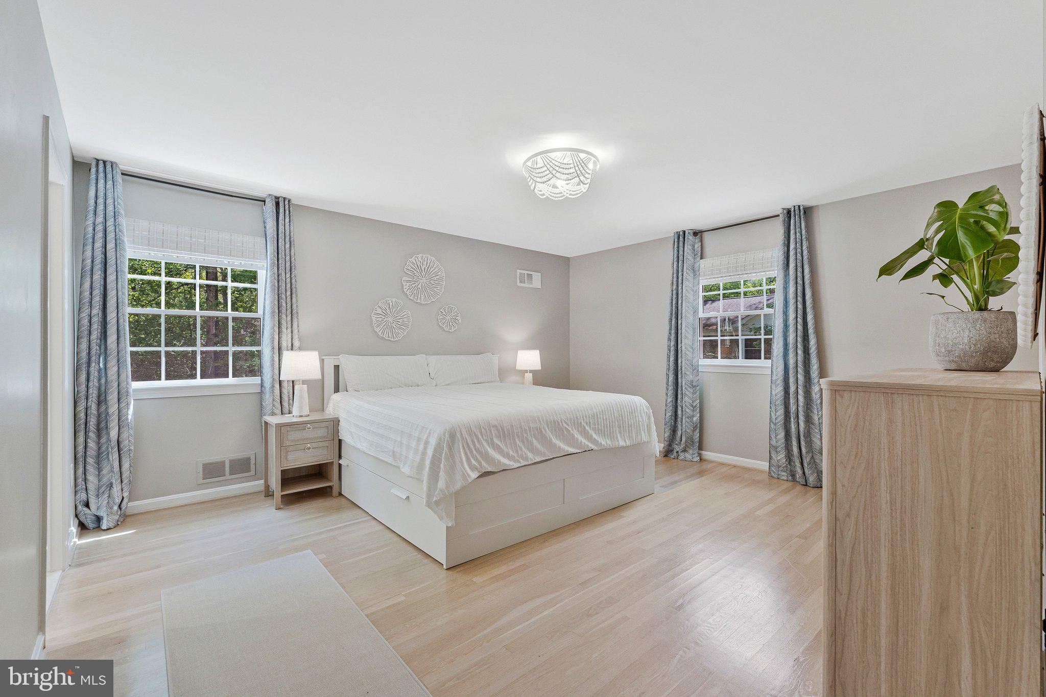 RESTON - Residential