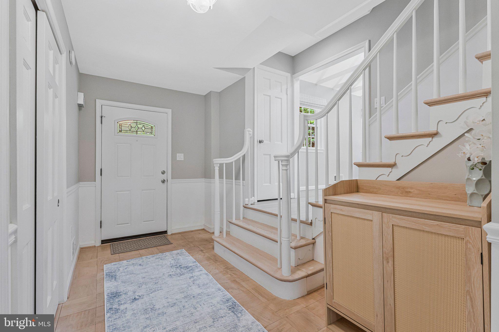 RESTON - Residential