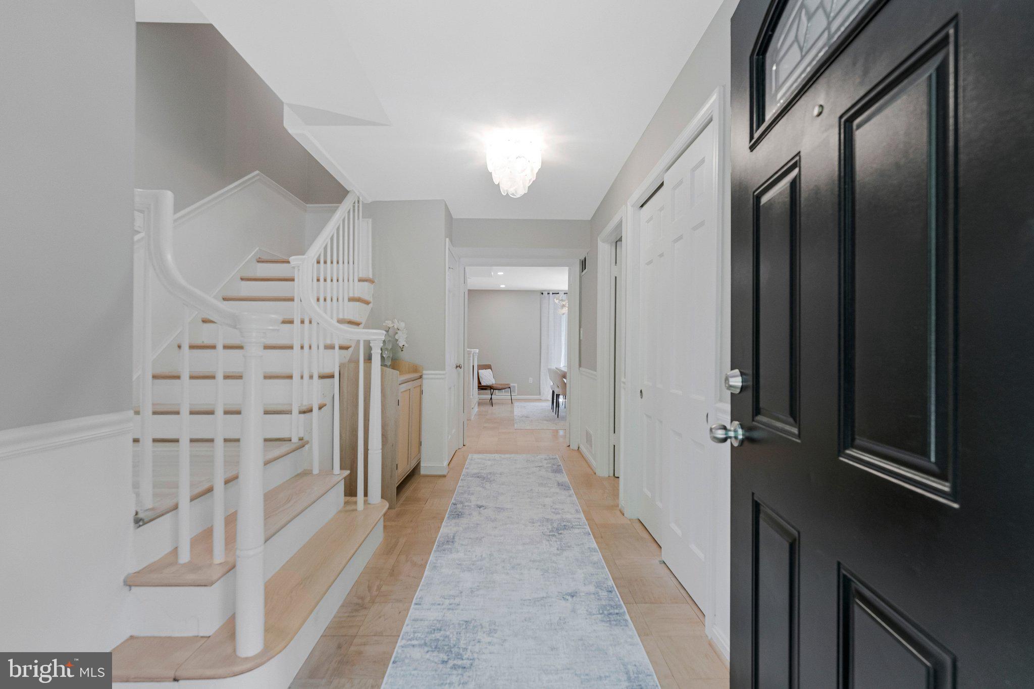 RESTON - Residential