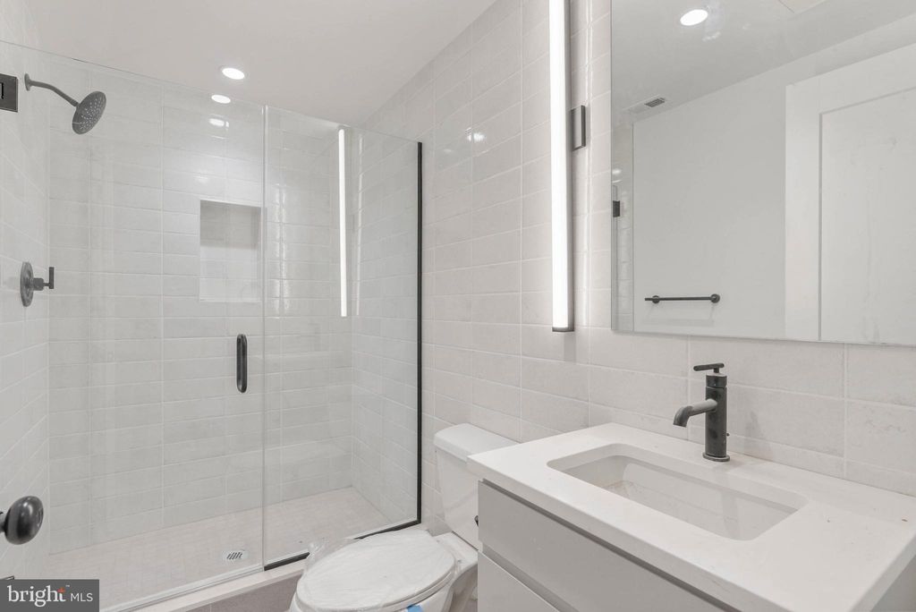 Photo of 600 Fairmount Avenue #H2 - UPPER, PHILADELPHIA, PA 19123 (MLS # PAPH2473766)