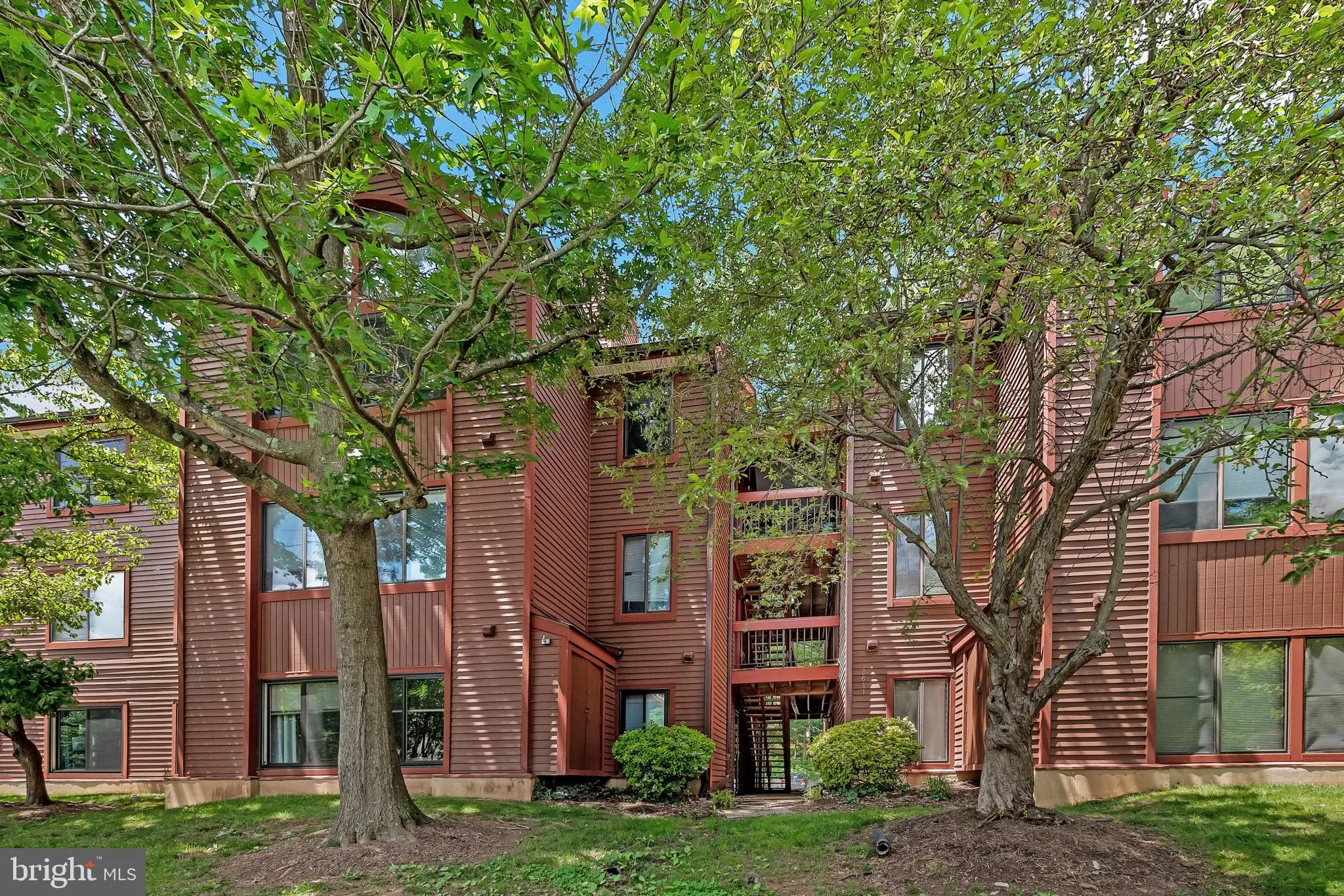 Additional image 60 of 2811 Lee Oaks Court Unit 304, Falls Church, VA 22046