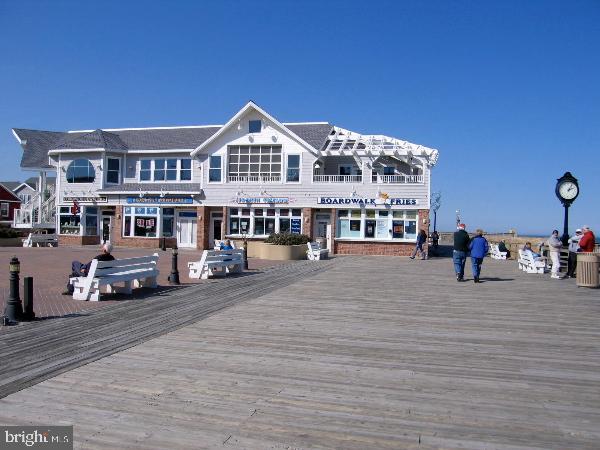 CEDAR BAY - Residential