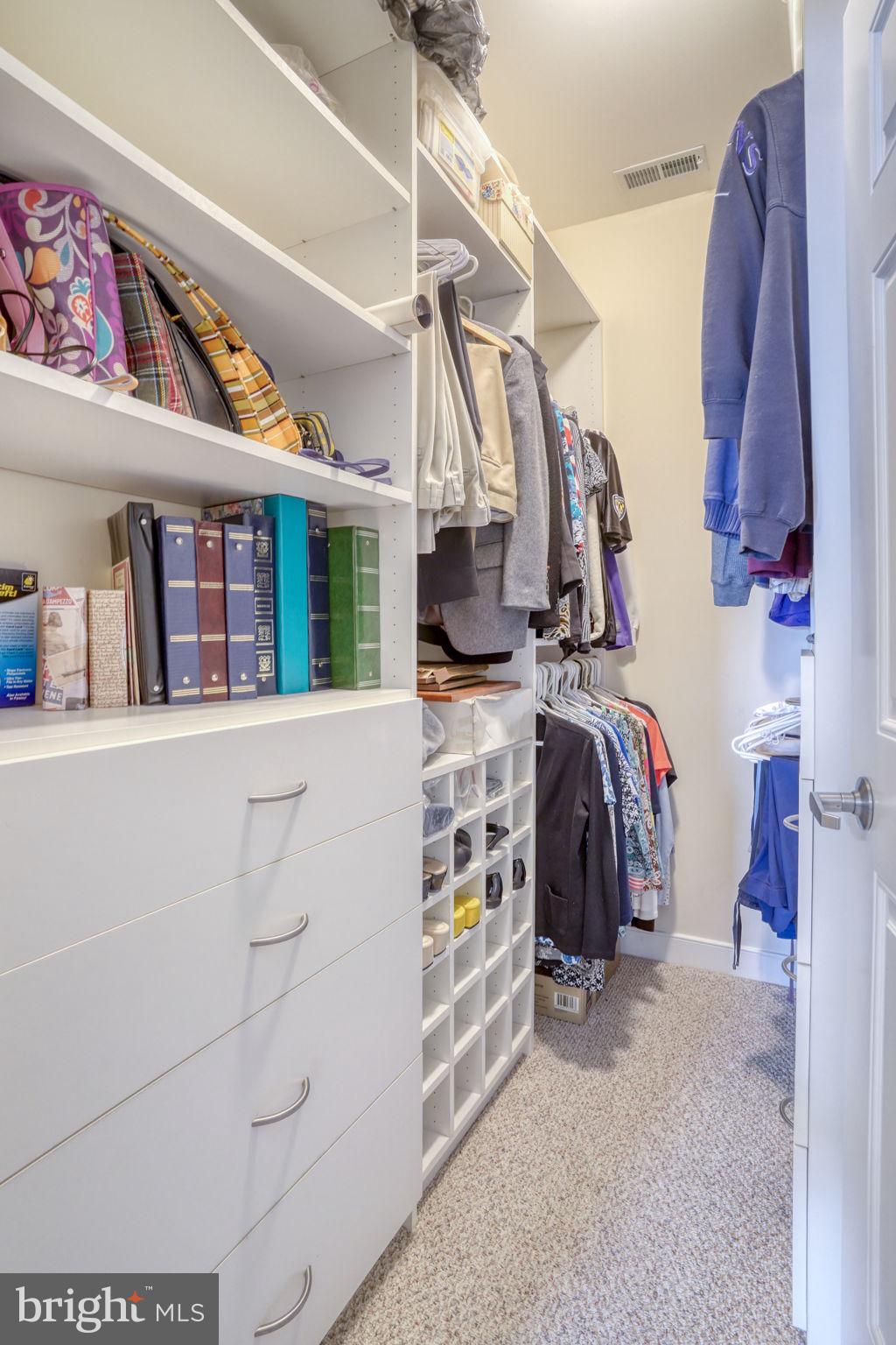 CEDAR BAY - Residential