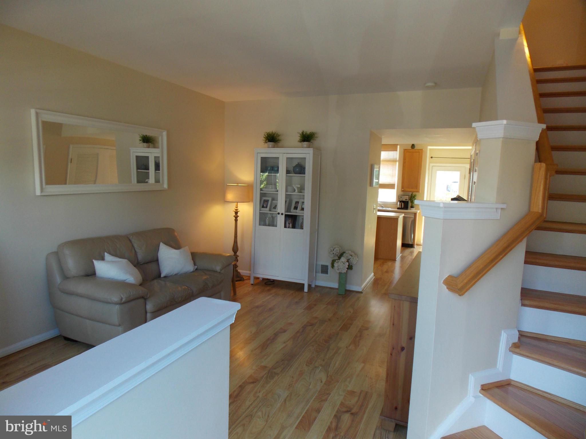 ASHBURN VILLAGE - Residential