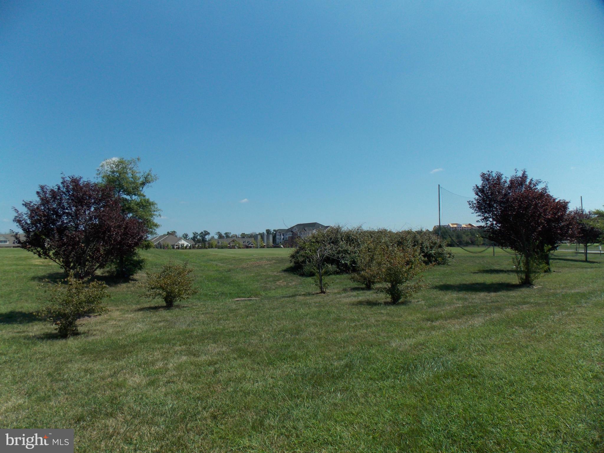 ASHBURN VILLAGE - Residential