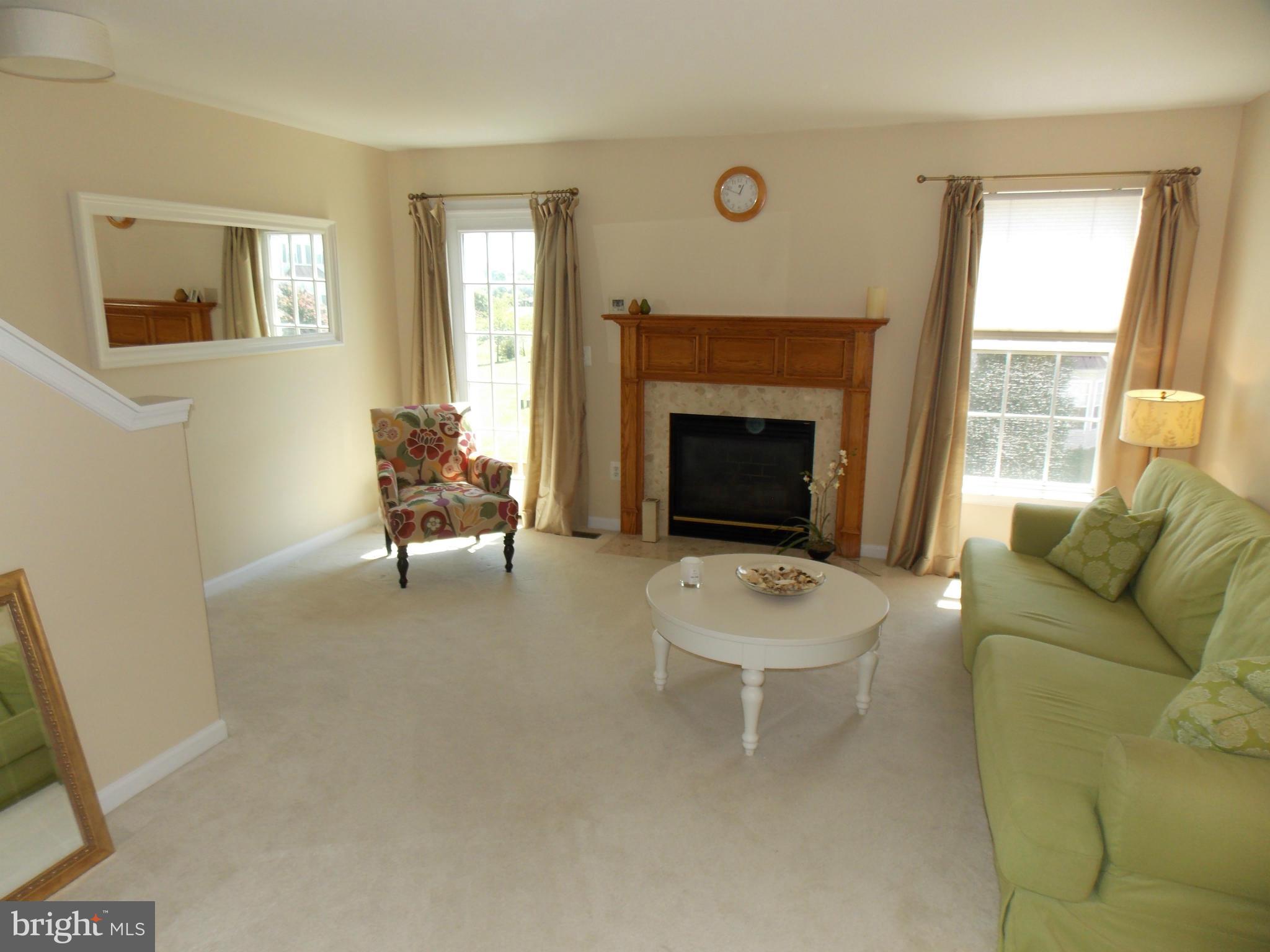 ASHBURN VILLAGE - Residential