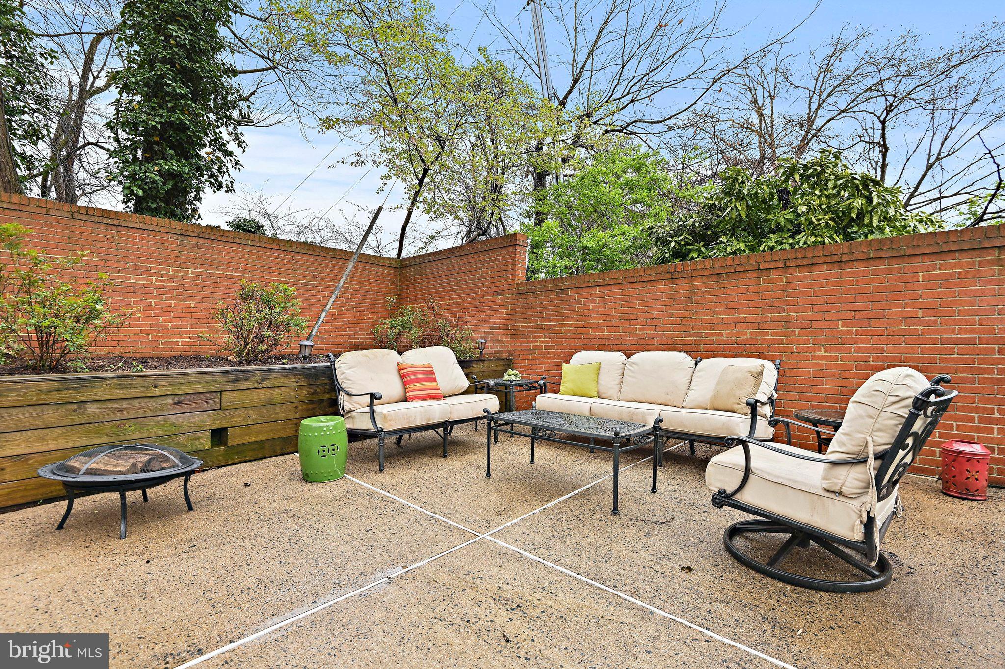 POTOMAC ESTATES - Residential