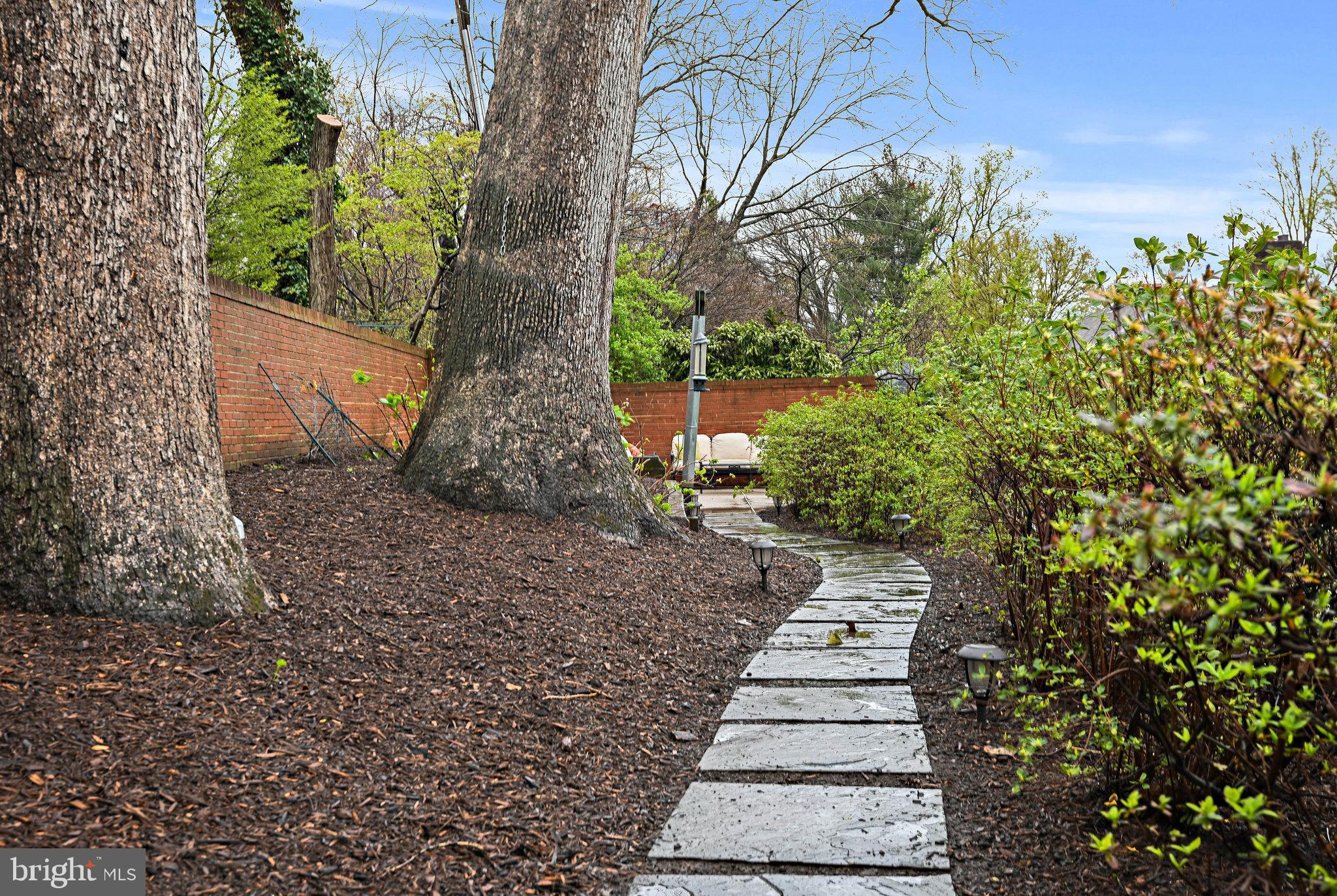 POTOMAC ESTATES - Residential