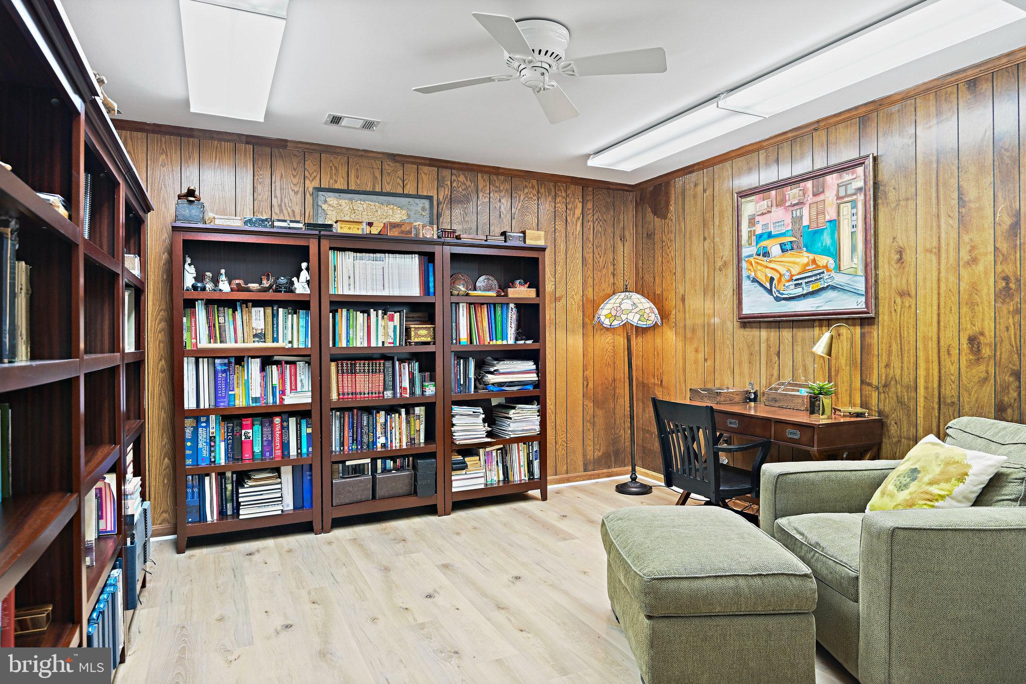 POTOMAC ESTATES - Residential