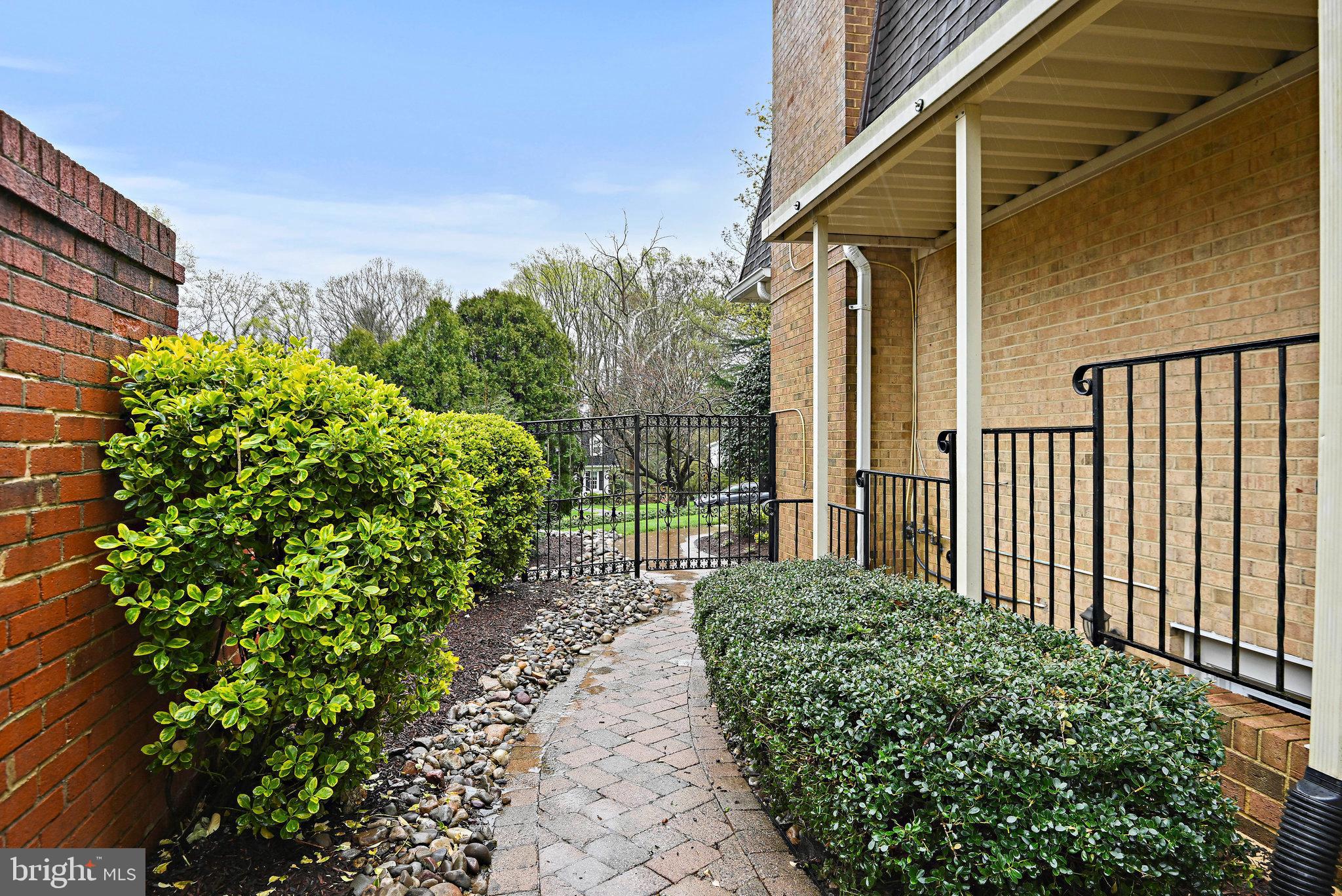 POTOMAC ESTATES - Residential