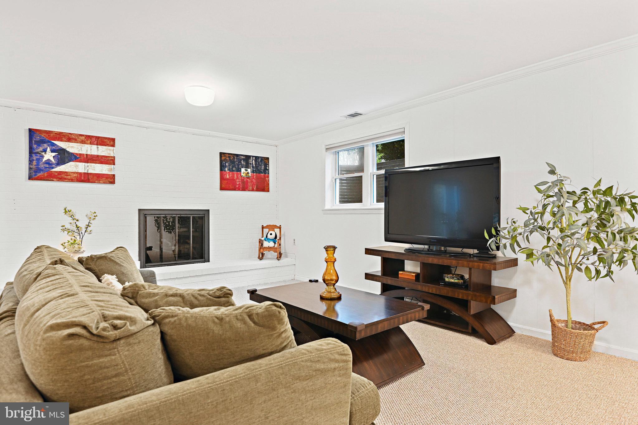 POTOMAC ESTATES - Residential