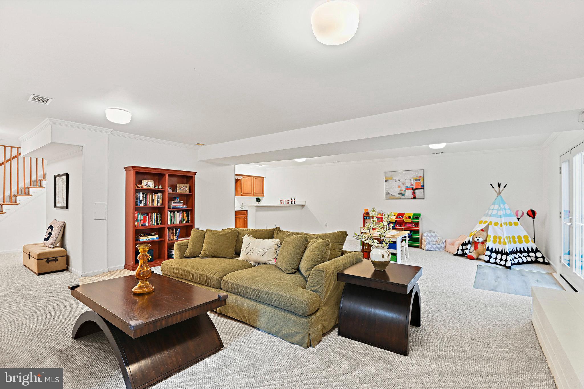 POTOMAC ESTATES - Residential