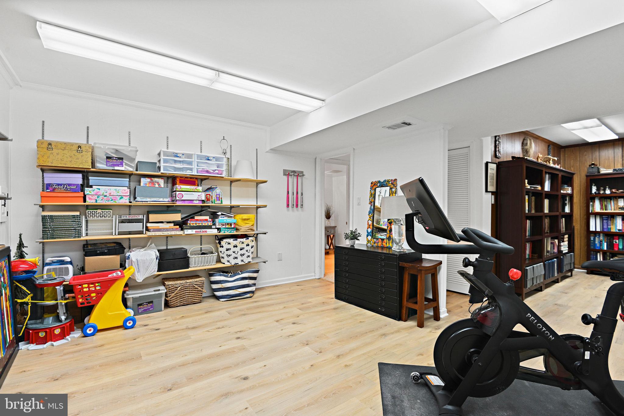 POTOMAC ESTATES - Residential