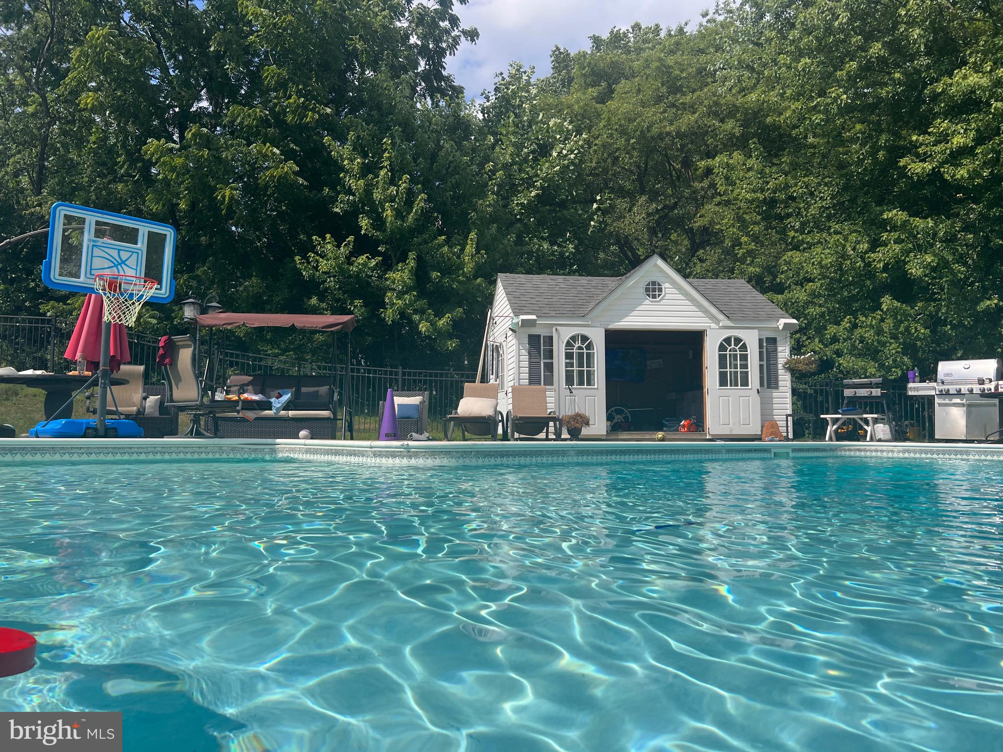 PHEASANT RUN - Residential