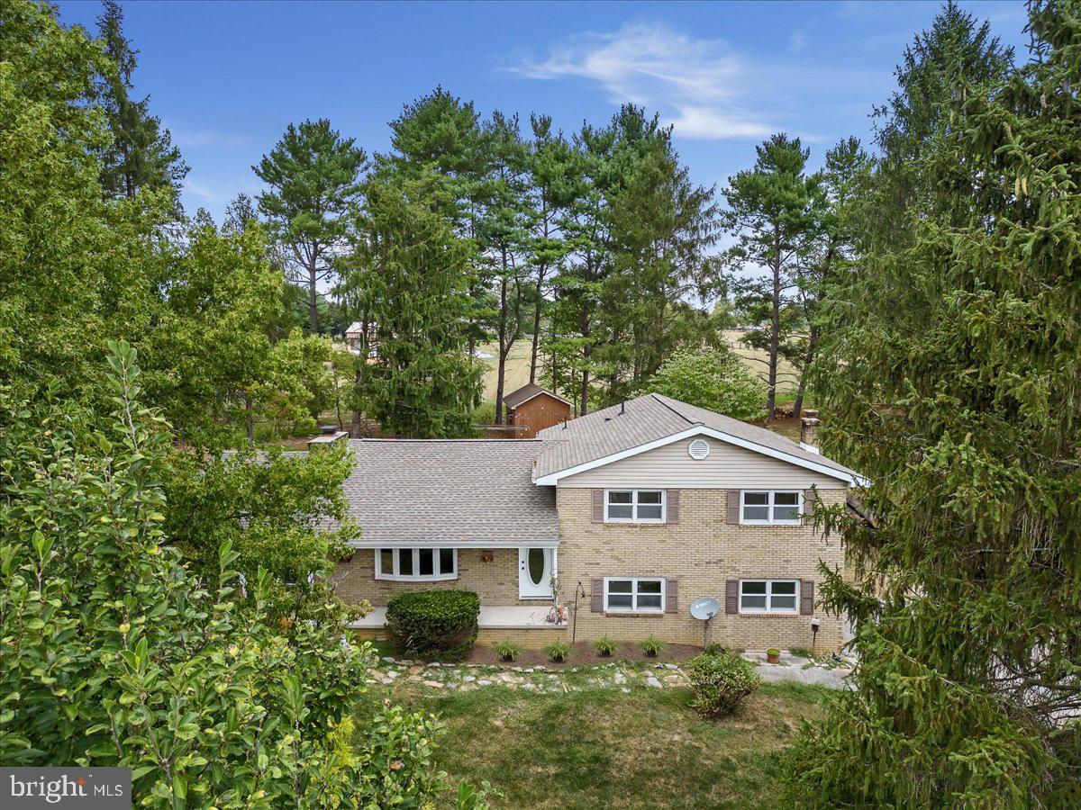 HERMITAGE RIDGE - Residential