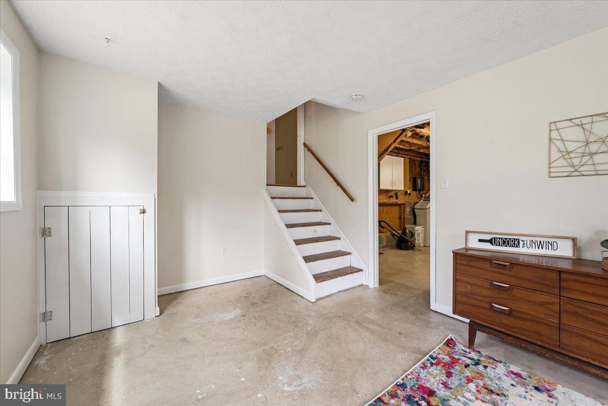 HERMITAGE RIDGE - Residential