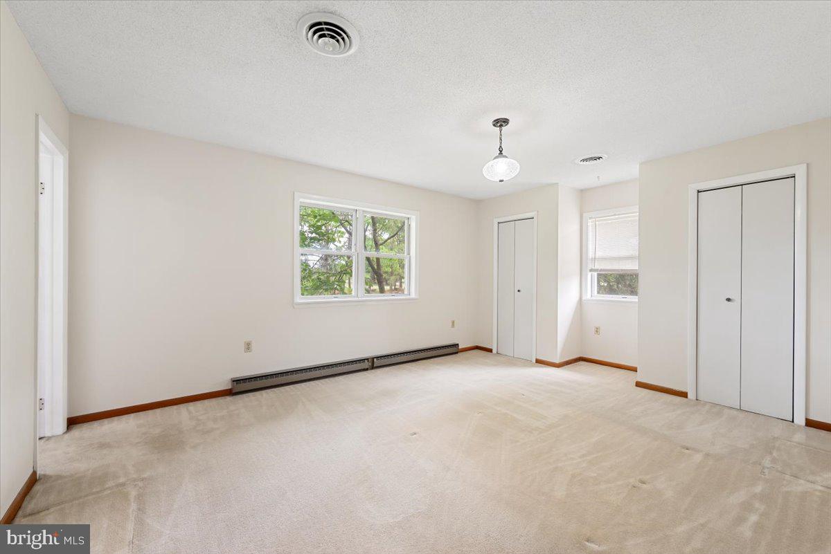 HERMITAGE RIDGE - Residential