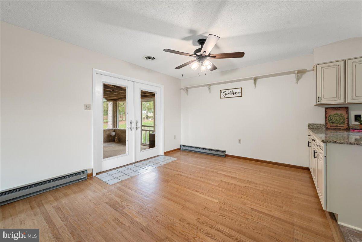 HERMITAGE RIDGE - Residential