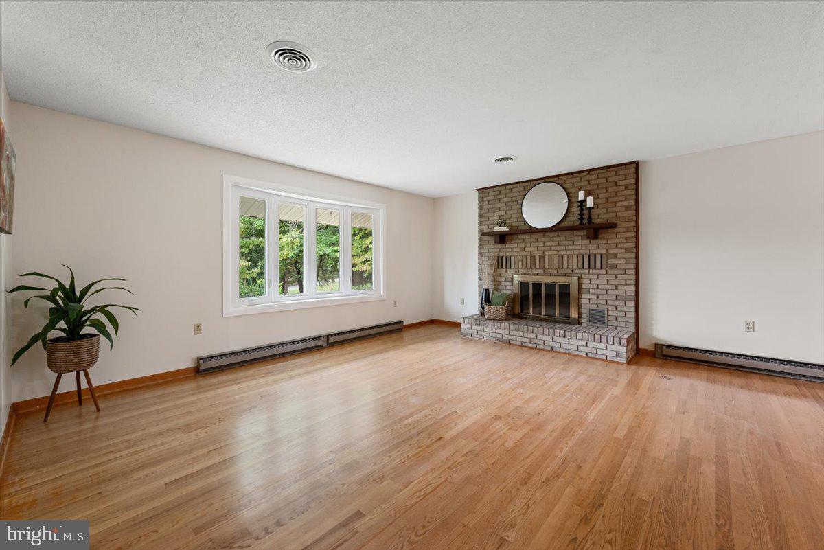 HERMITAGE RIDGE - Residential