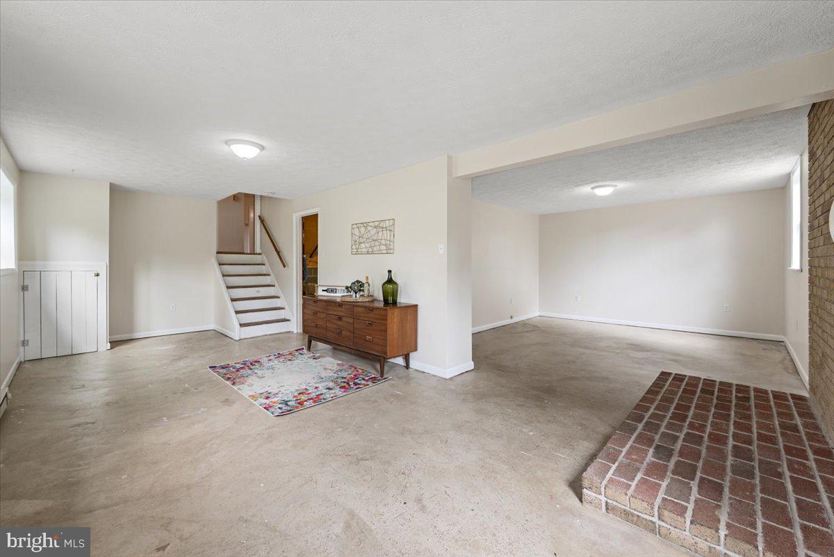 HERMITAGE RIDGE - Residential