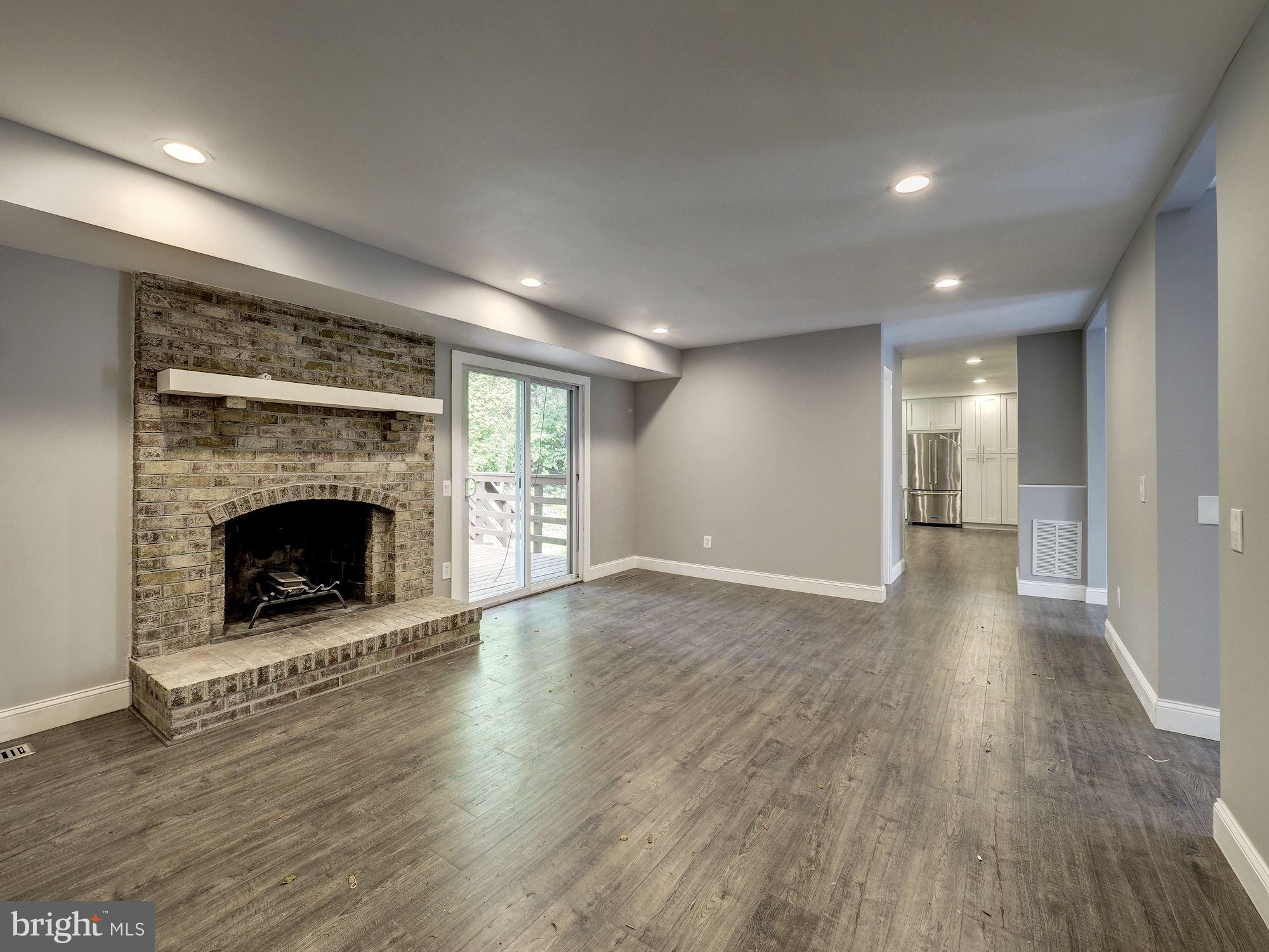 SNOWDENS MILL - Residential