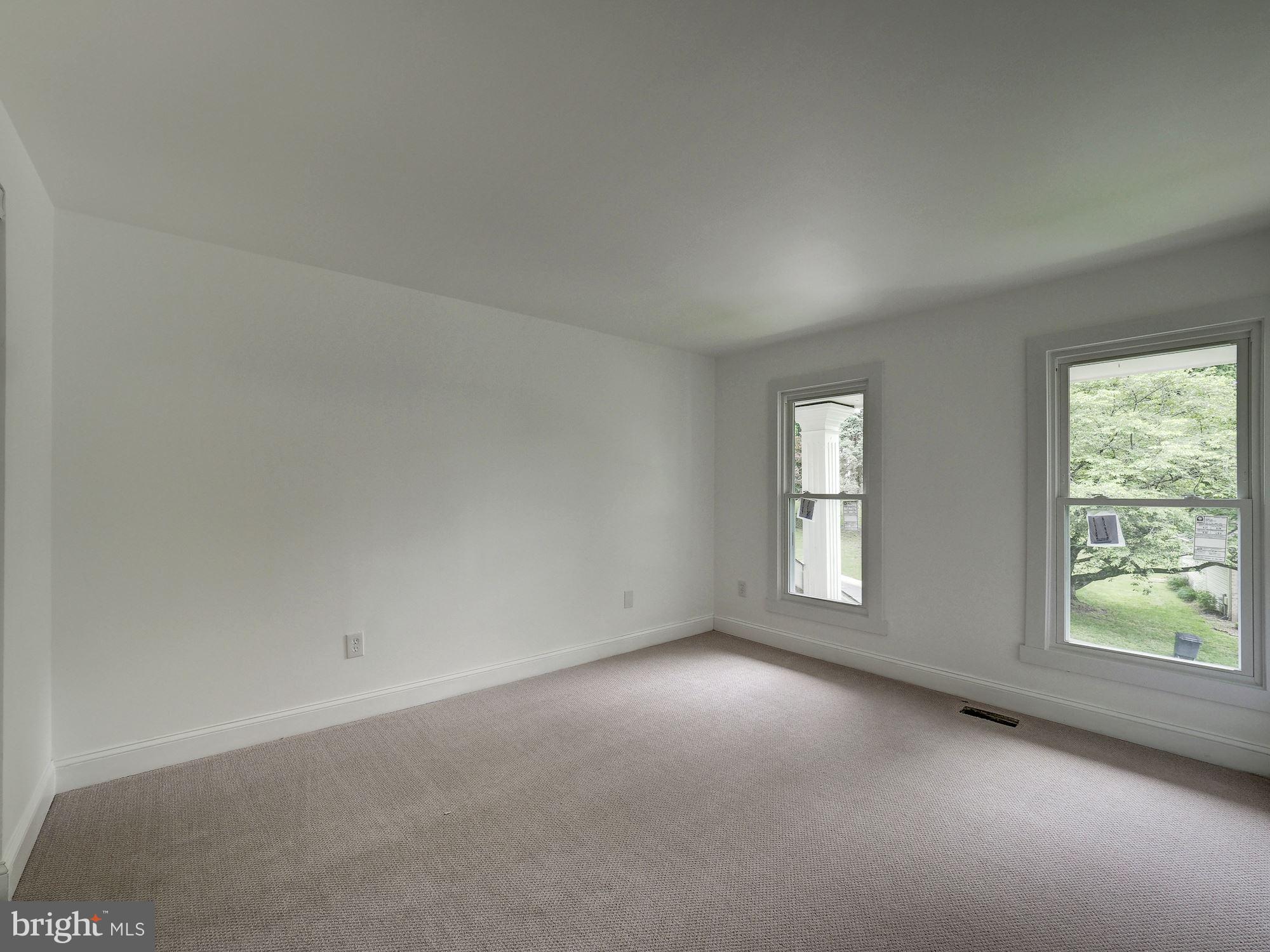 SNOWDENS MILL - Residential