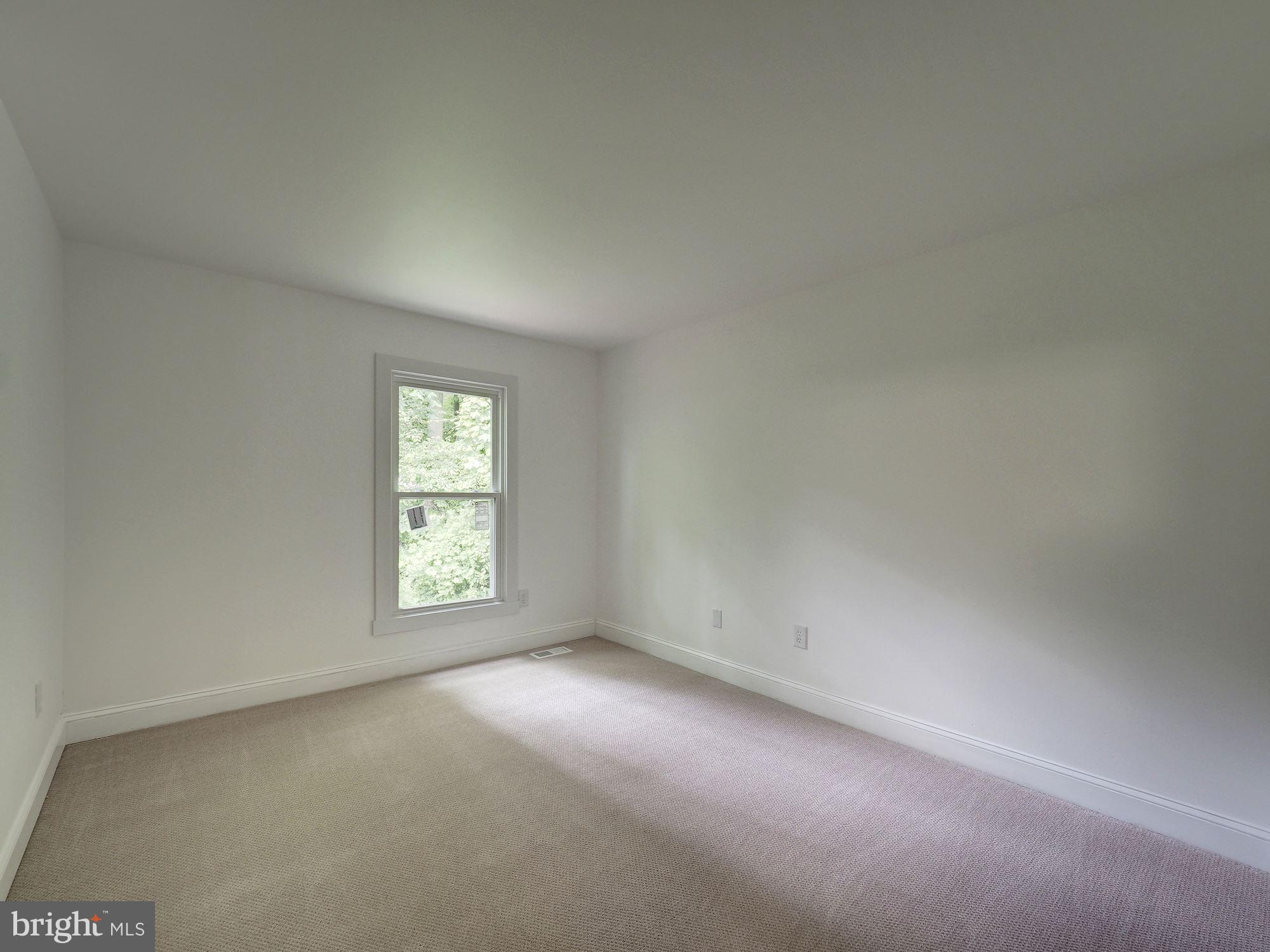 SNOWDENS MILL - Residential