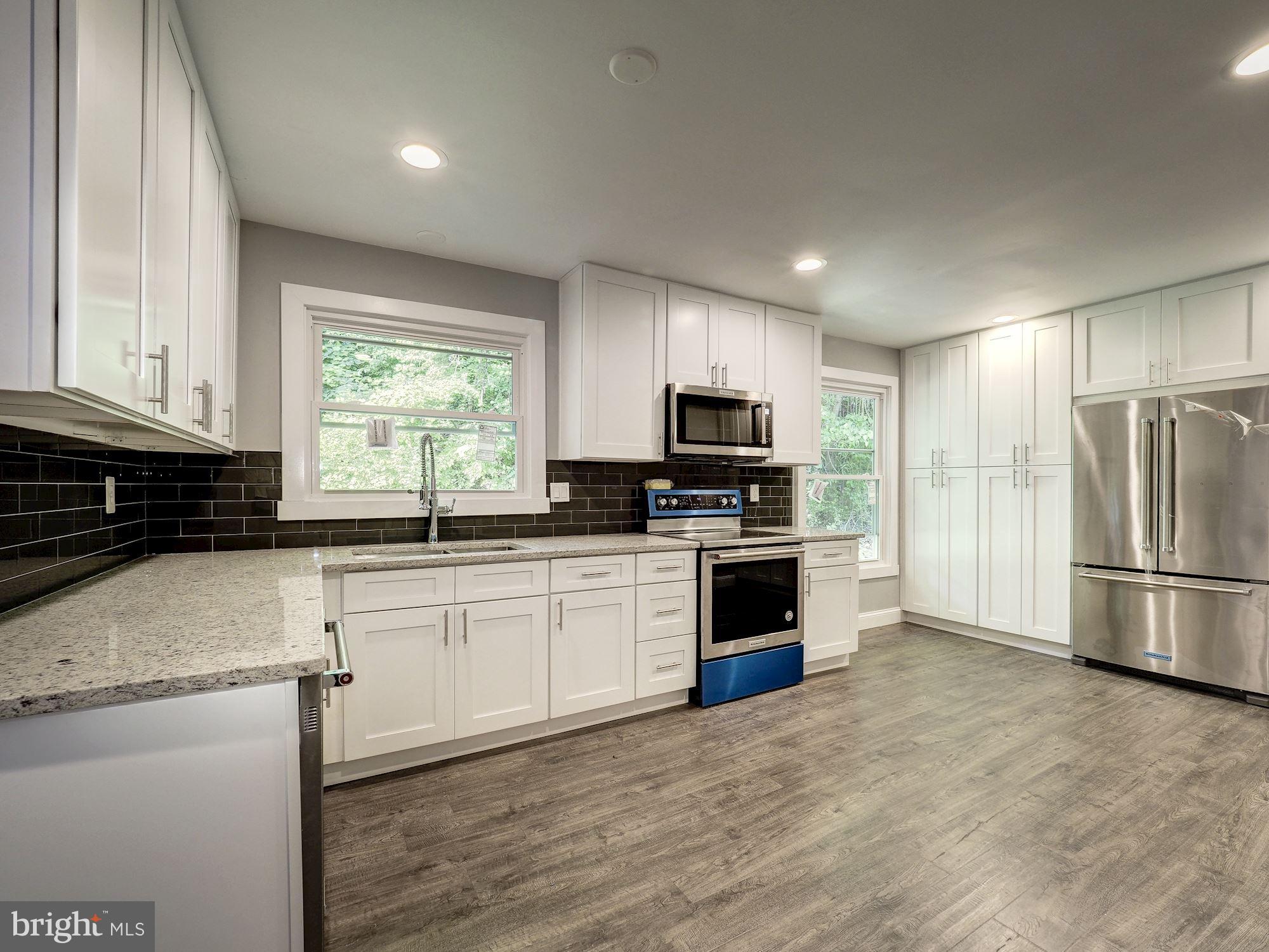 SNOWDENS MILL - Residential